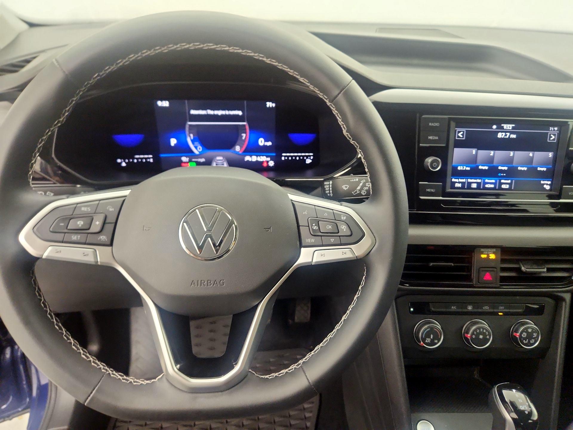 Thumbnail: 2022 Volkswagen Taos - 8