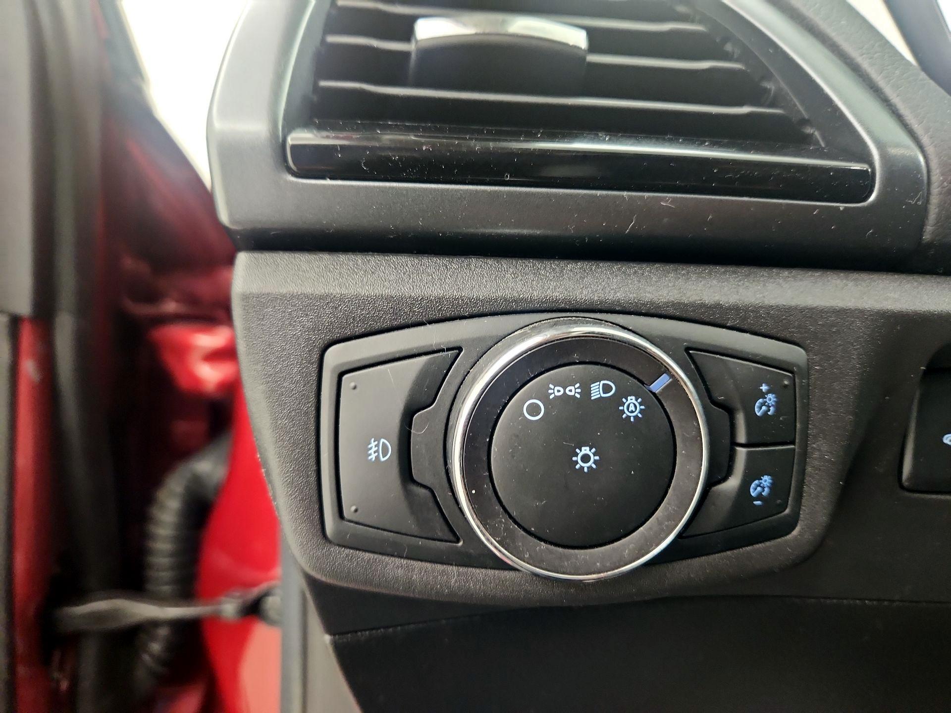 Thumbnail: 2014 Ford Fusion - 13