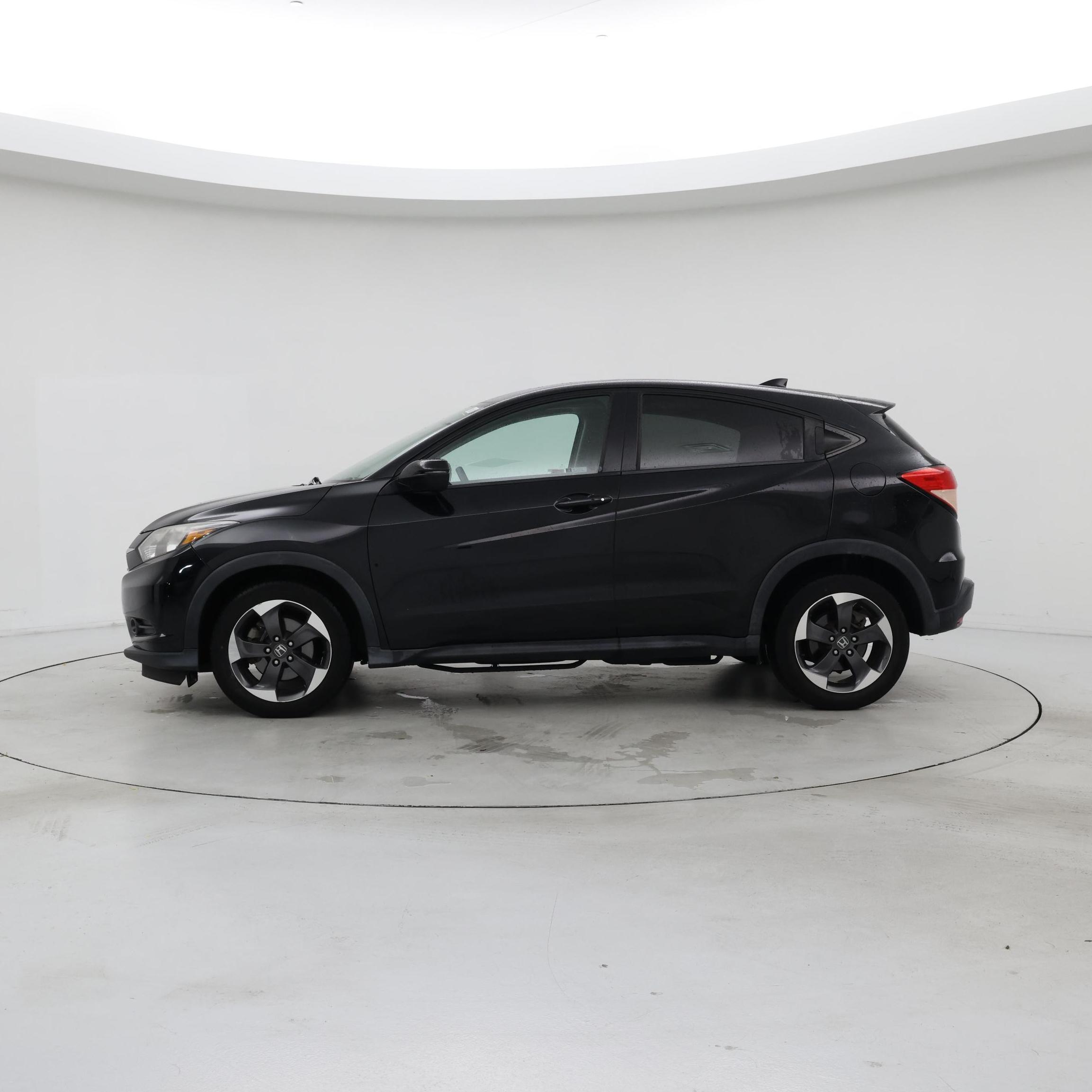 Thumbnail: 2018 Honda HR-V - 3