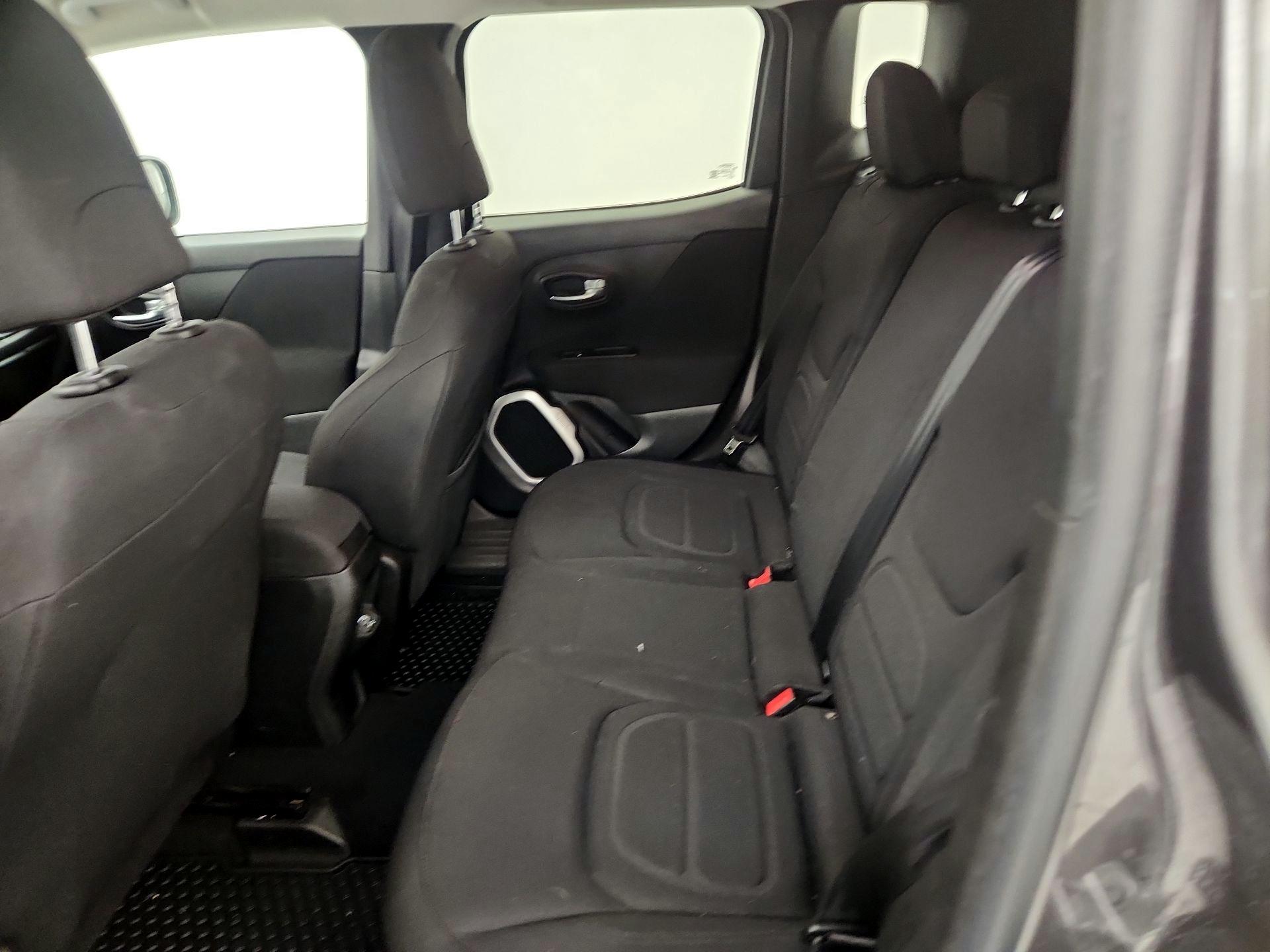 Thumbnail: 2019 Jeep Renegade - 19