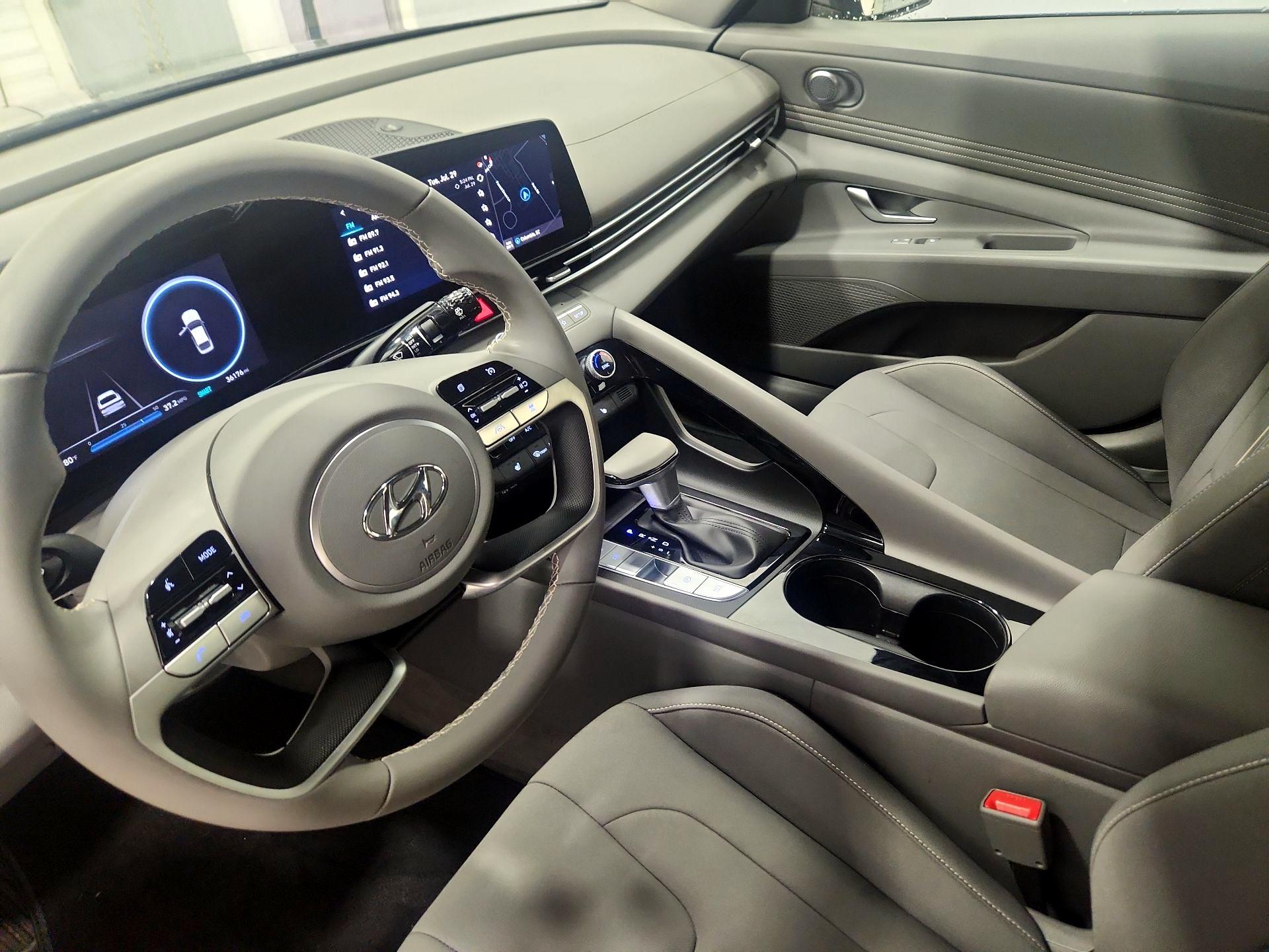 Thumbnail: 2023 Hyundai Elantra - 11