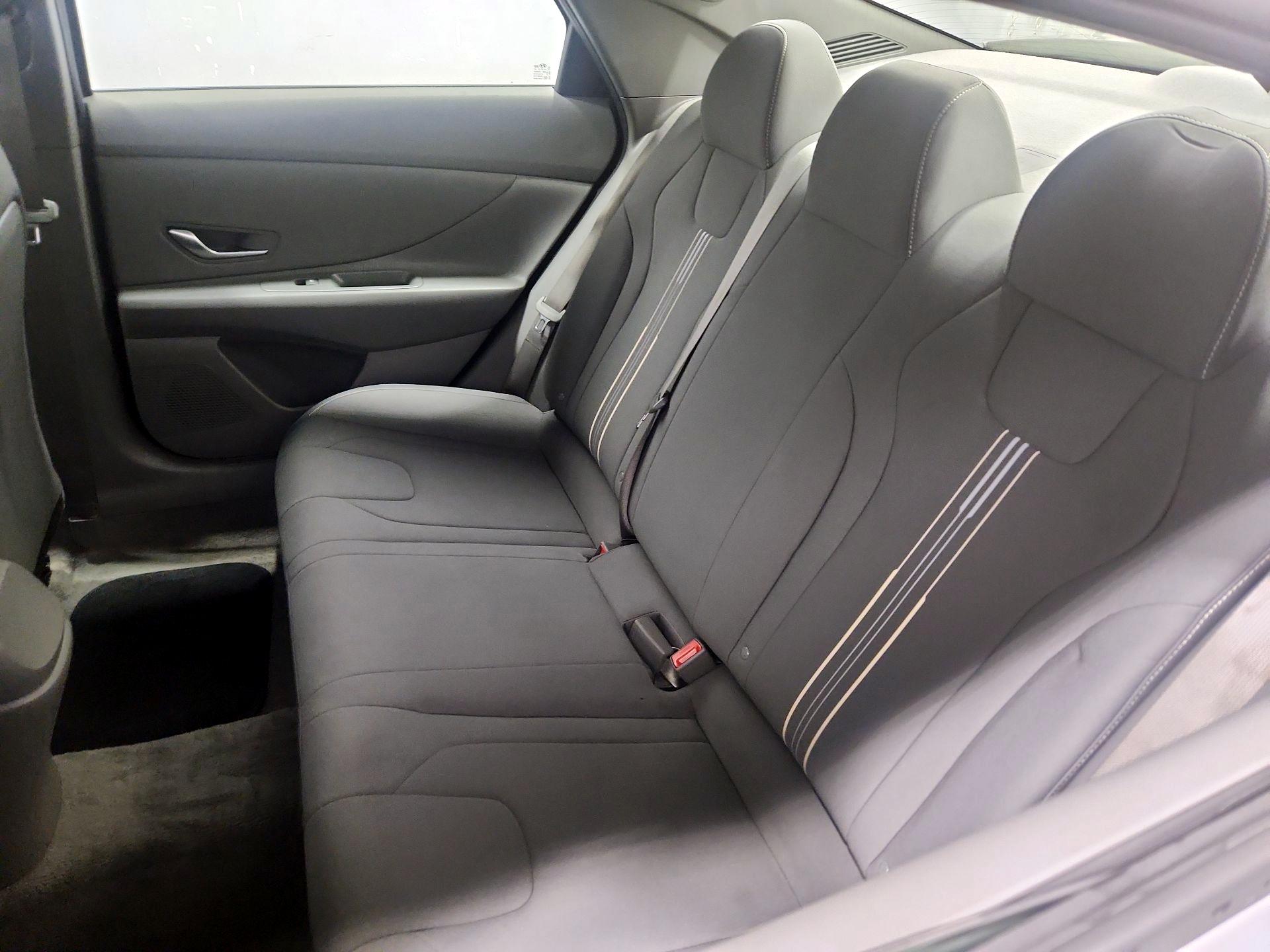 Thumbnail: 2023 Hyundai Elantra - 19