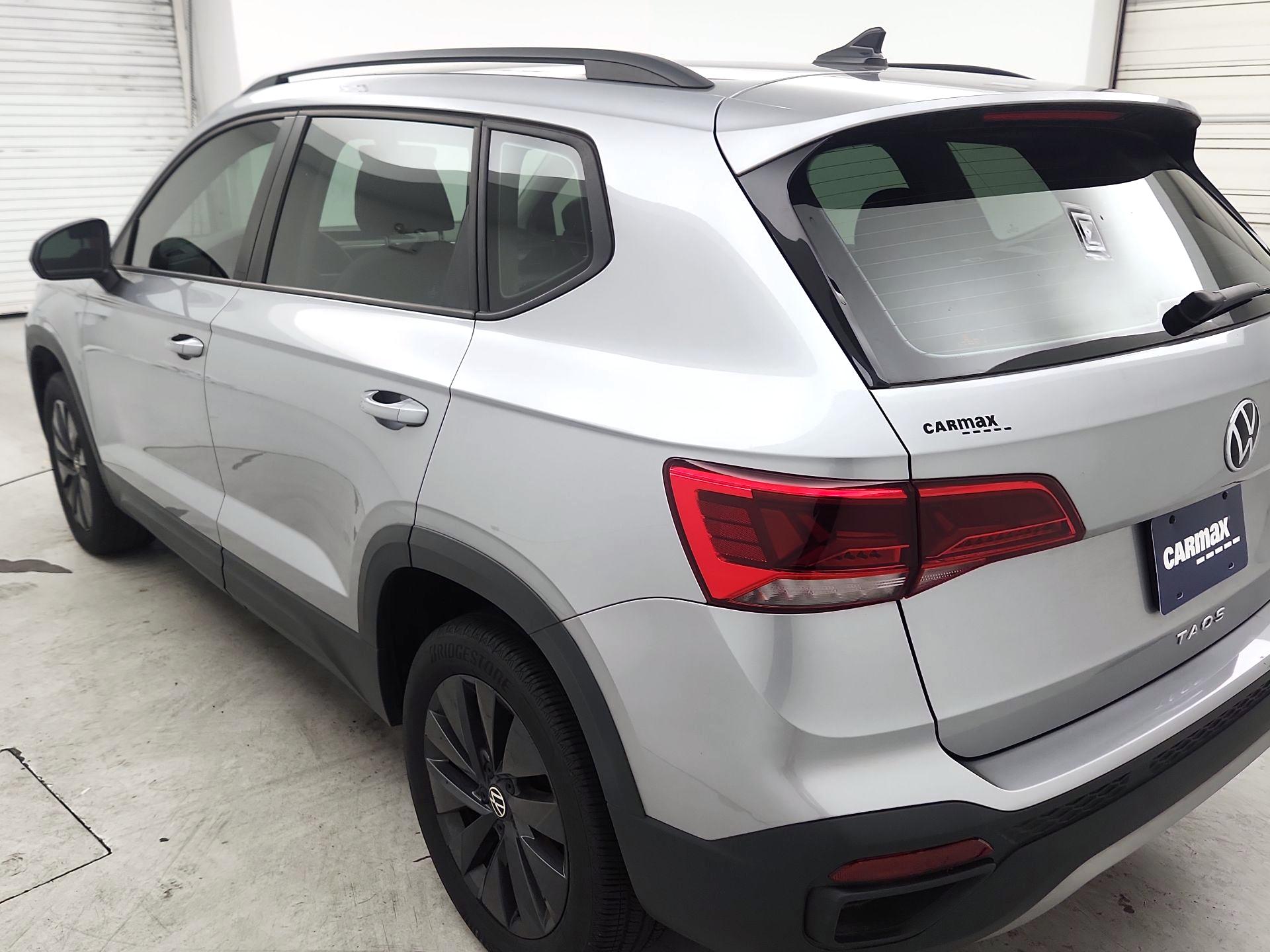 Thumbnail: 2023 Volkswagen Taos - 7