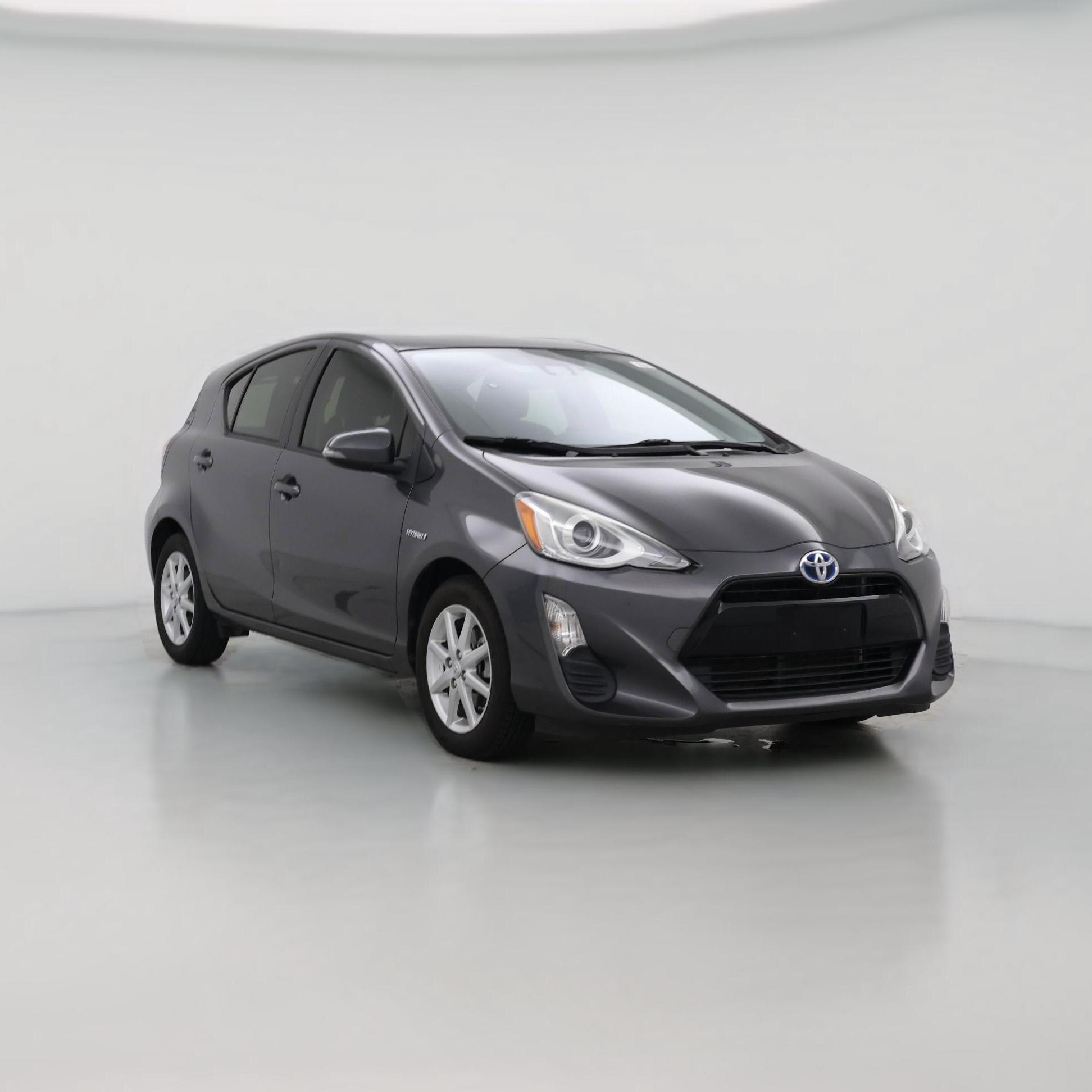 Thumbnail: 2016 Toyota Prius c - 1