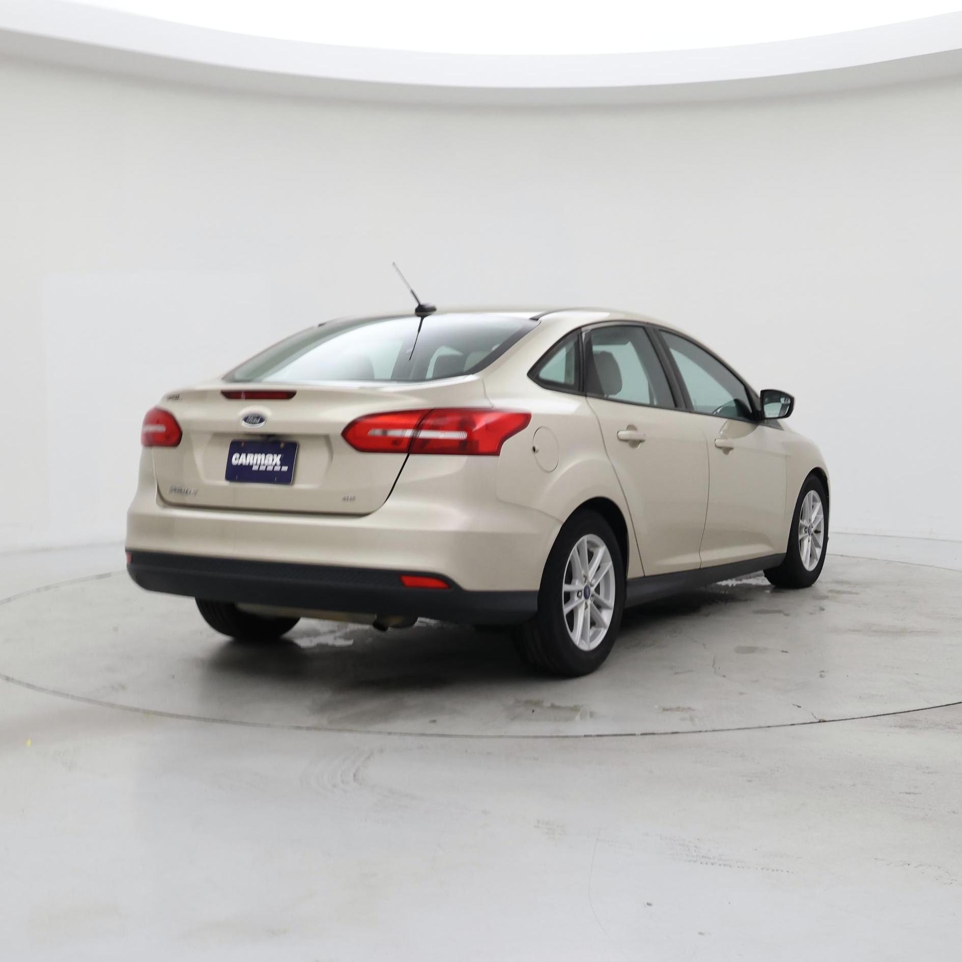 Thumbnail: 2018 Ford Focus - 8