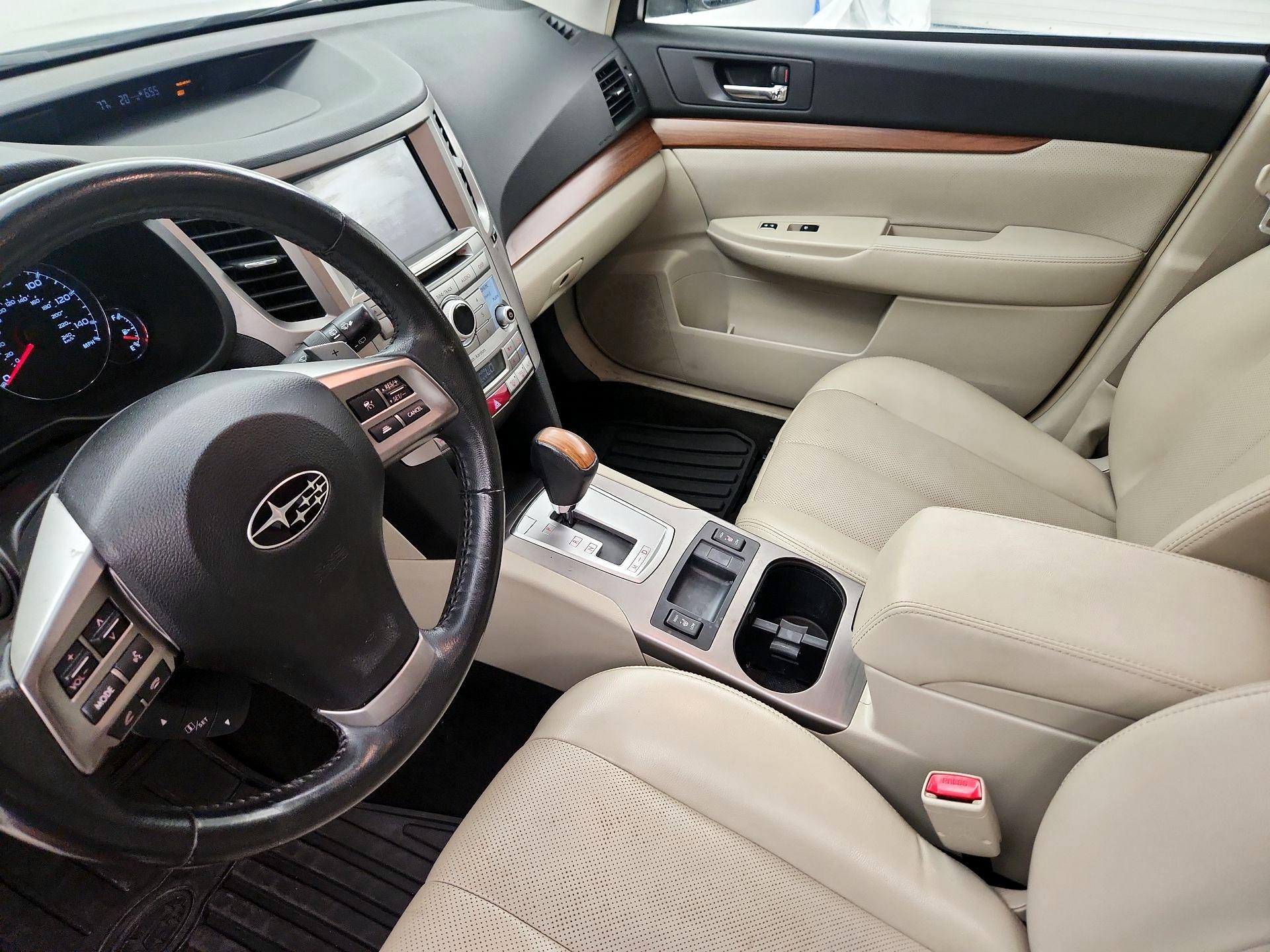 Thumbnail: 2014 Subaru Outback - 11