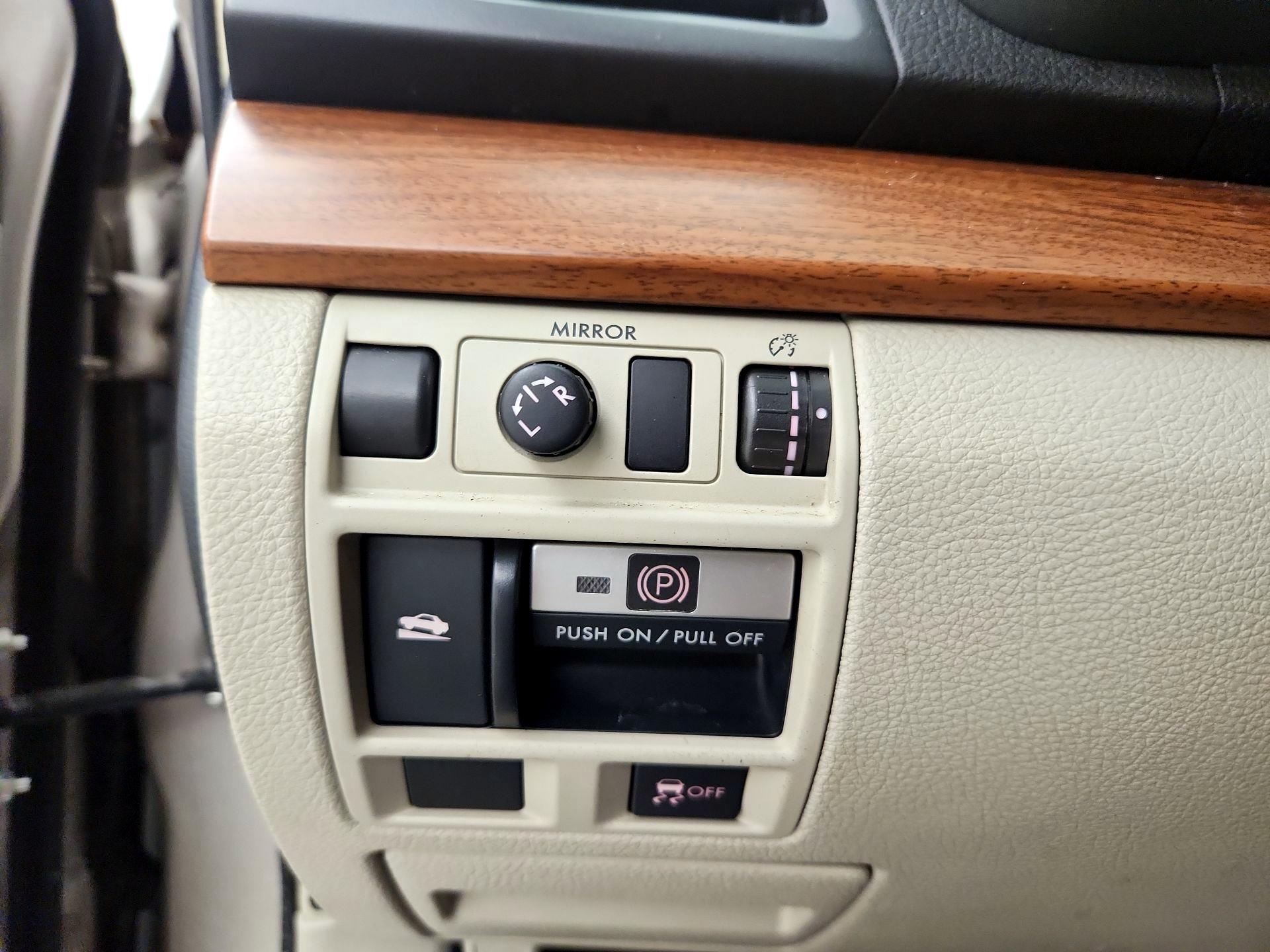 Thumbnail: 2014 Subaru Outback - 13
