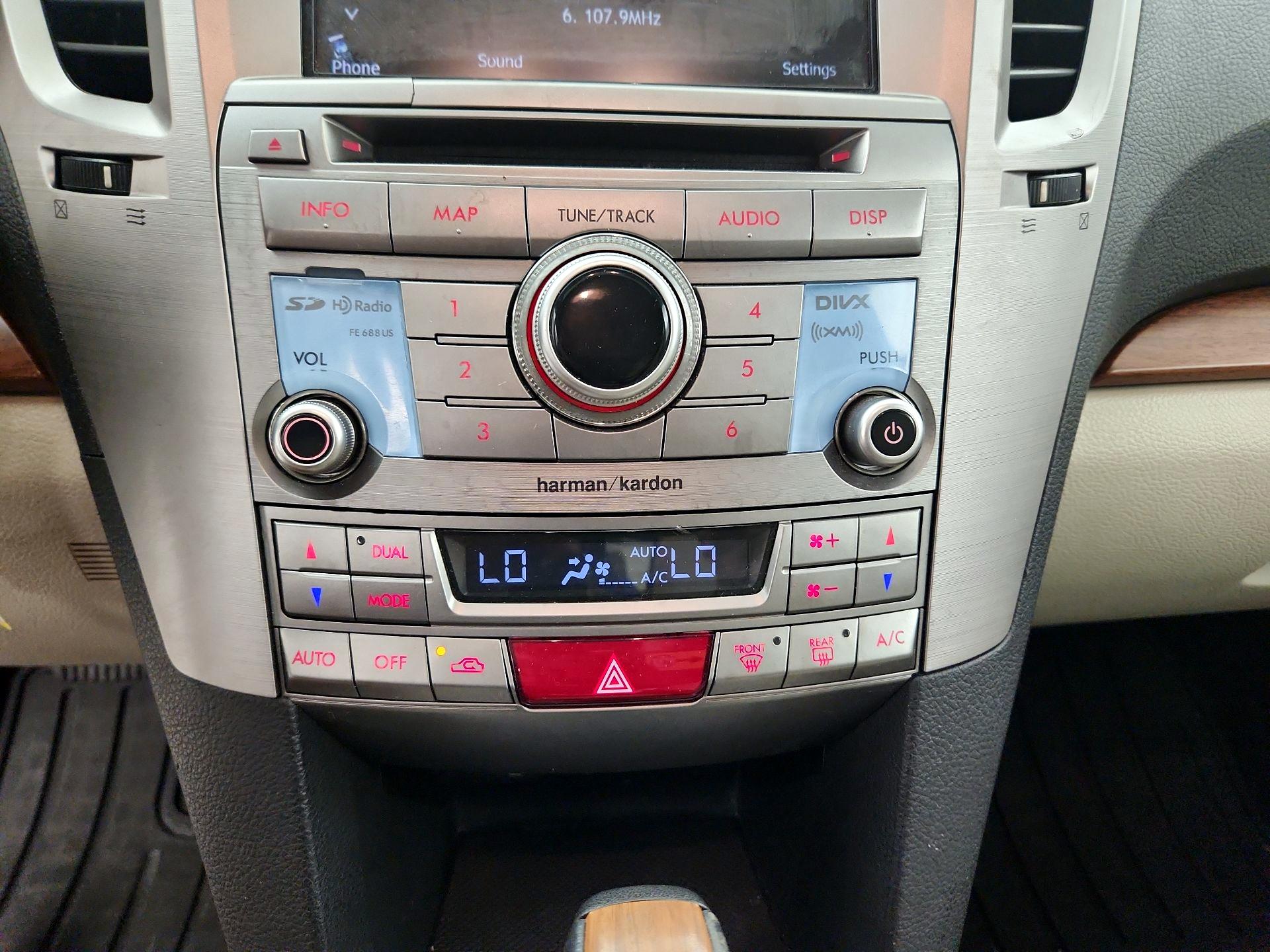 Thumbnail: 2014 Subaru Outback - 16