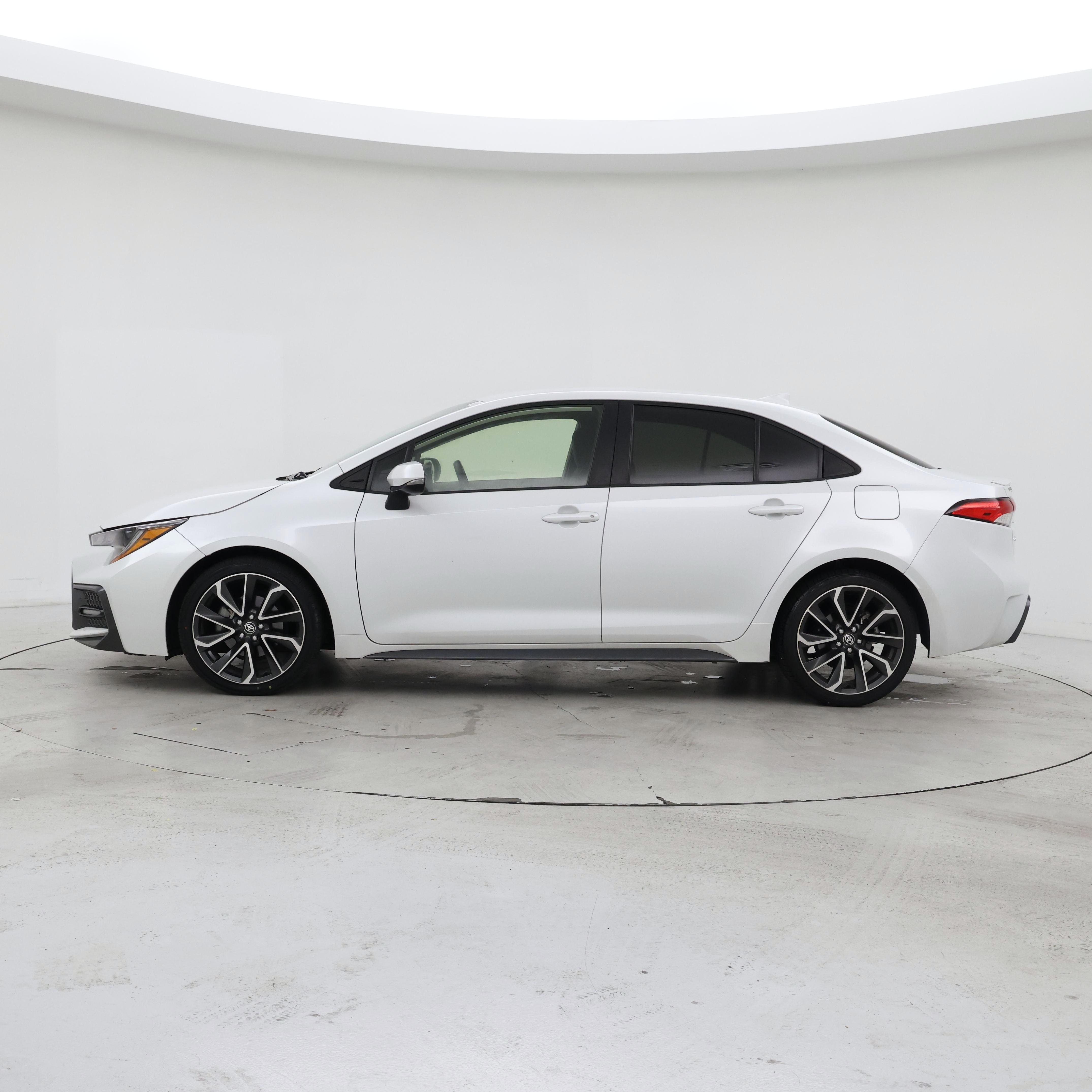 Thumbnail: 2022 Toyota Corolla - 3