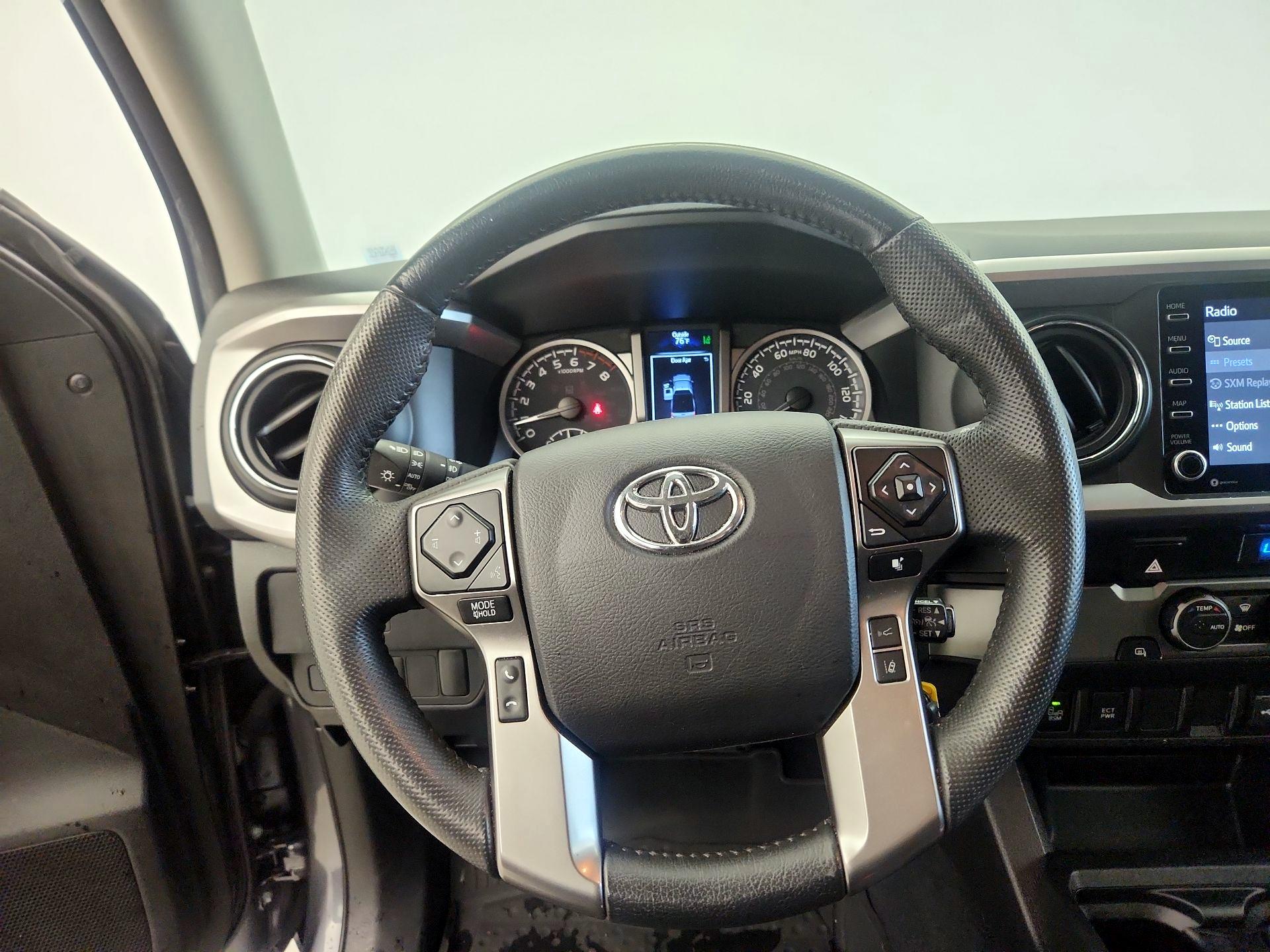 Thumbnail: 2022 Toyota Tacoma - 10