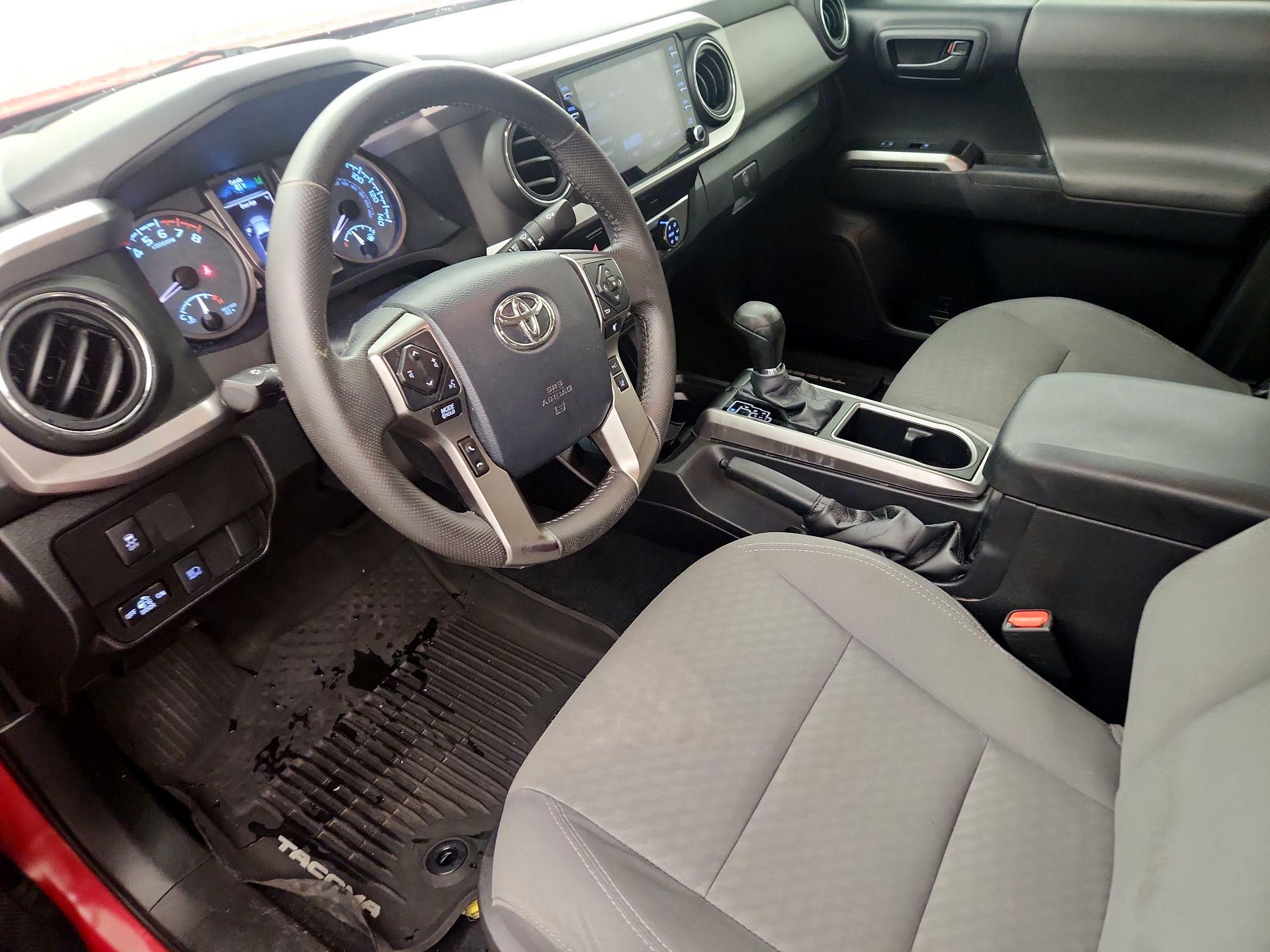 Thumbnail: 2020 Toyota Tacoma - 11