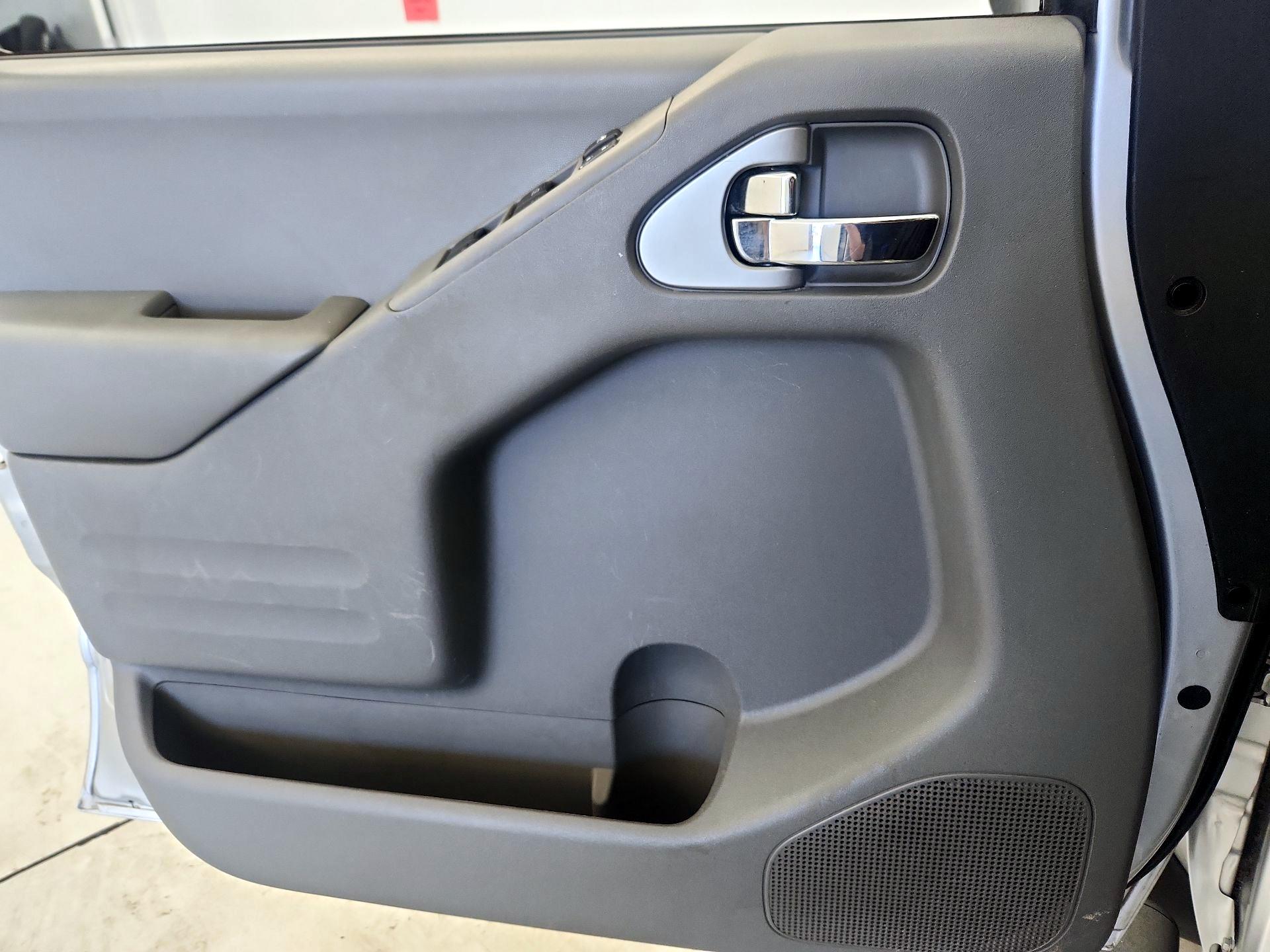 Thumbnail: 2019 Nissan Frontier - 12