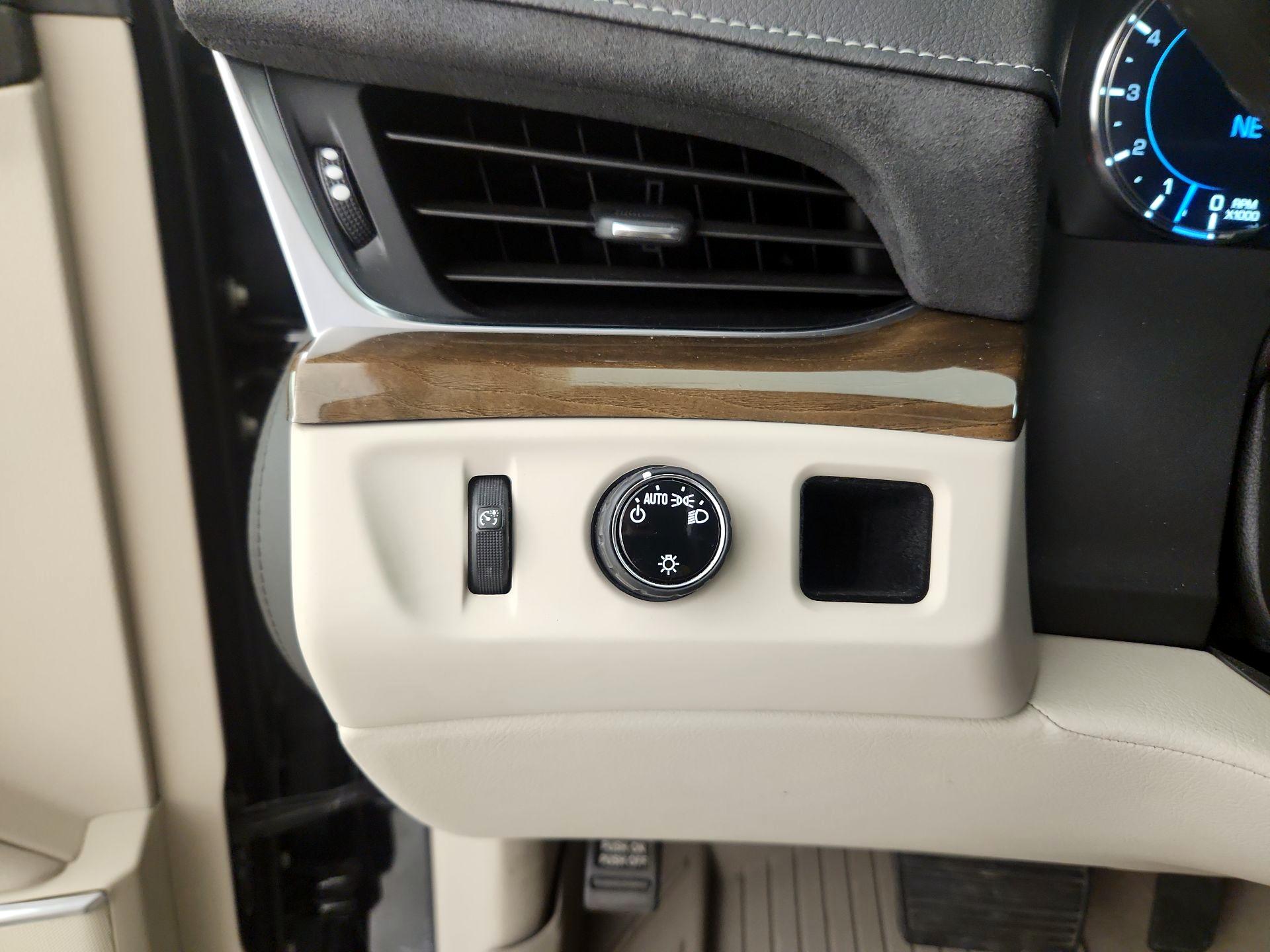 Thumbnail: 2020 Cadillac Escalade - 11