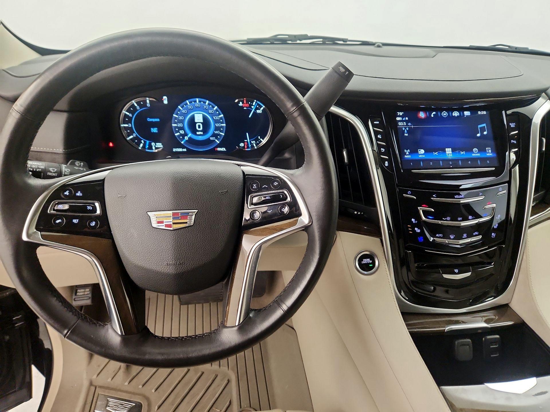 Thumbnail: 2020 Cadillac Escalade - 8