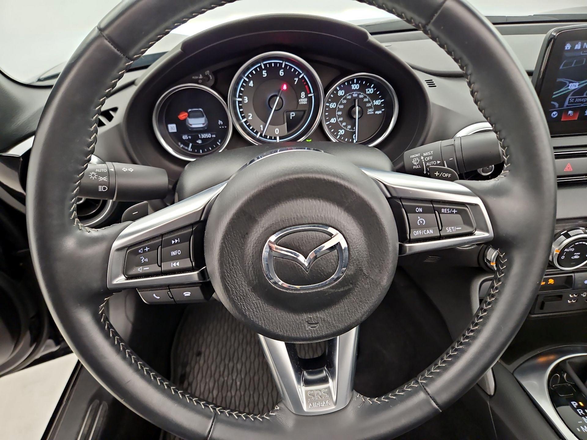 Thumbnail: 2023 Mazda MX-5 Miata - 10