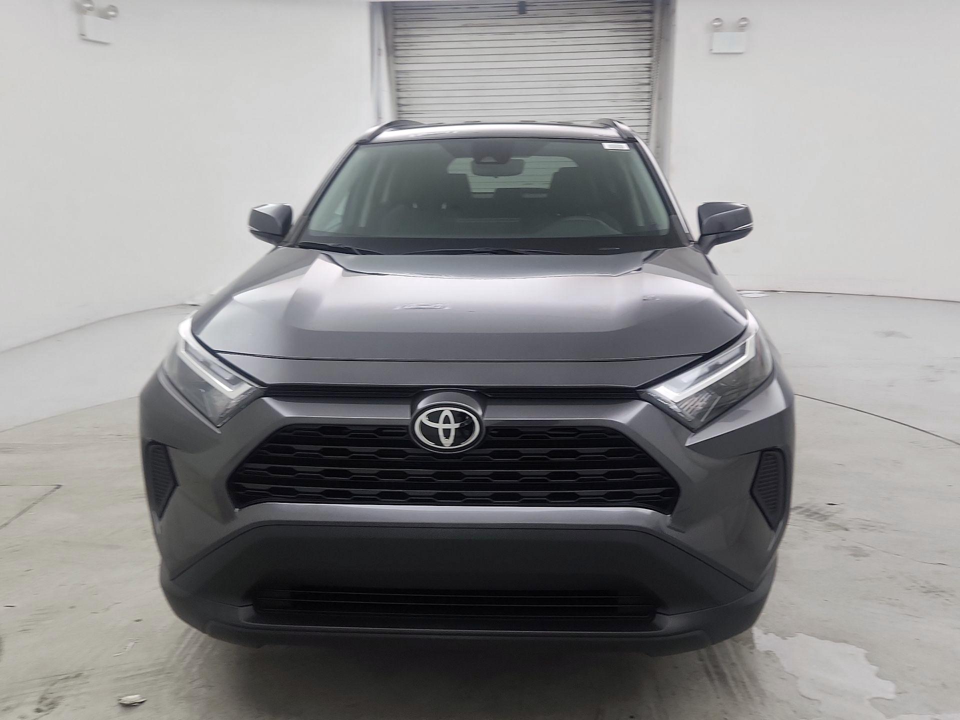 Thumbnail: 2022 Toyota RAV4 - 2