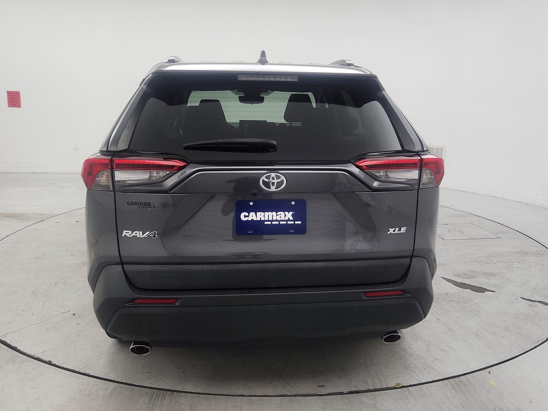 Thumbnail: 2022 Toyota RAV4 - 6