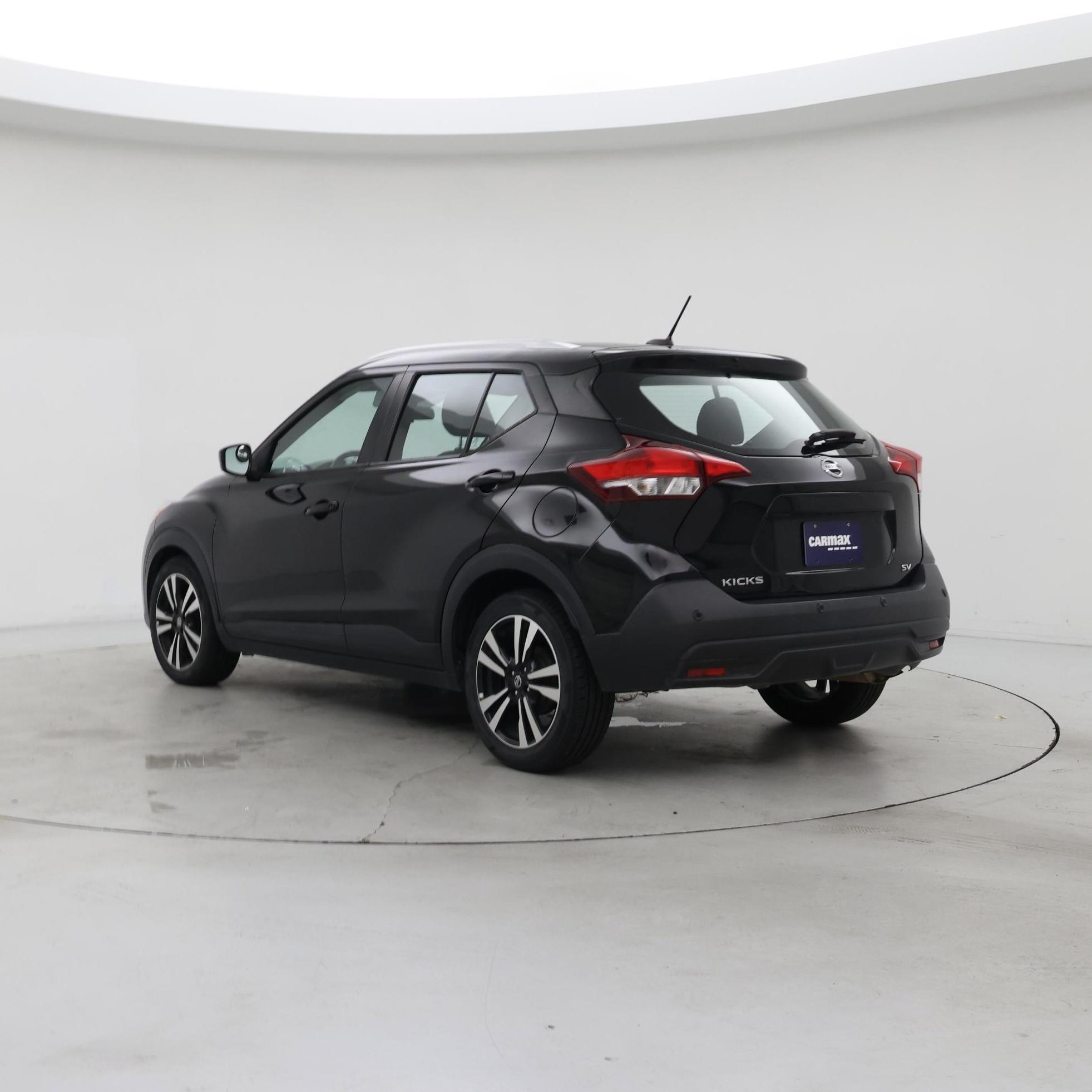 Thumbnail: 2020 Nissan Kicks - 2
