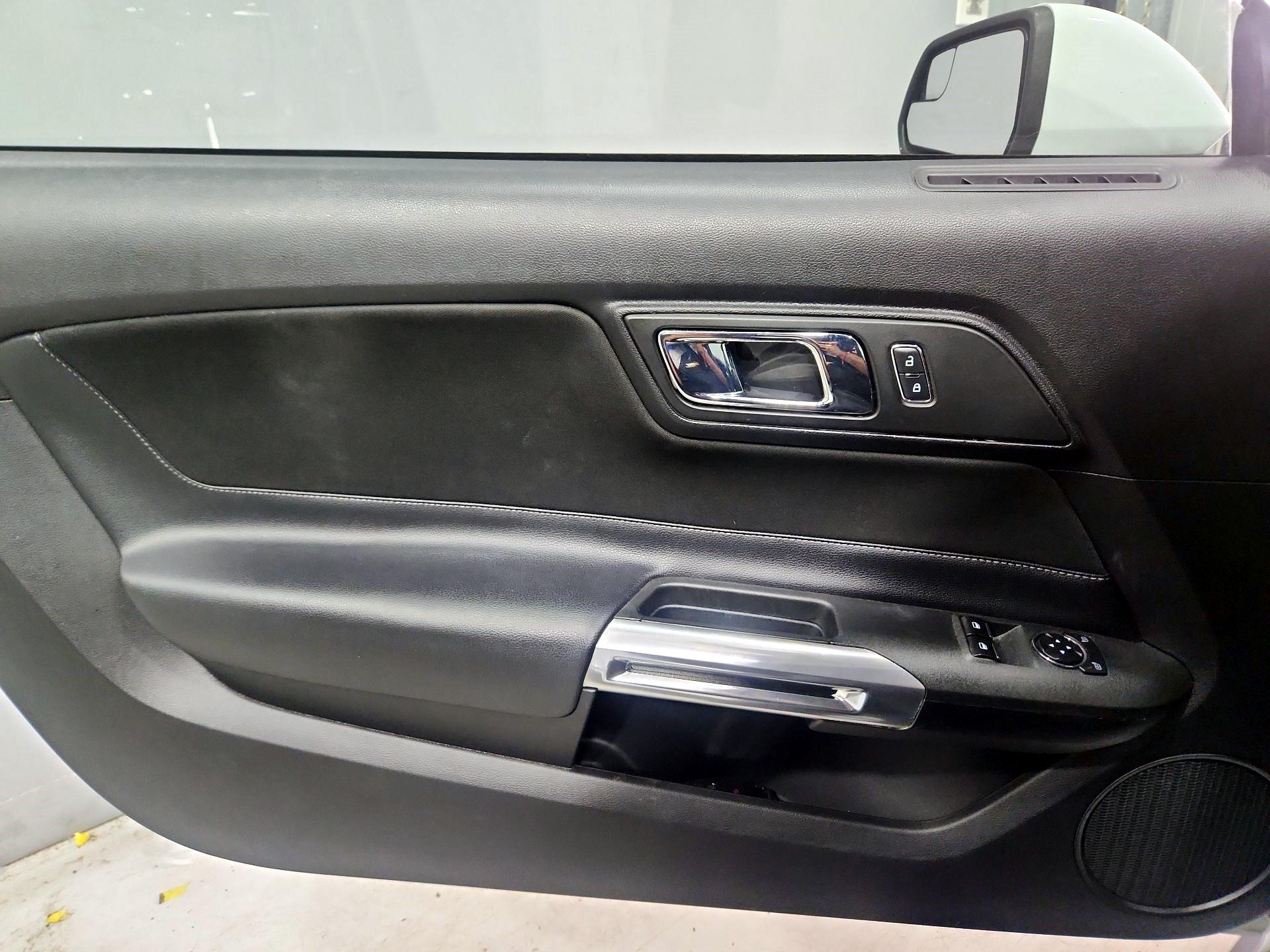 Thumbnail: 2016 Ford Mustang - 12