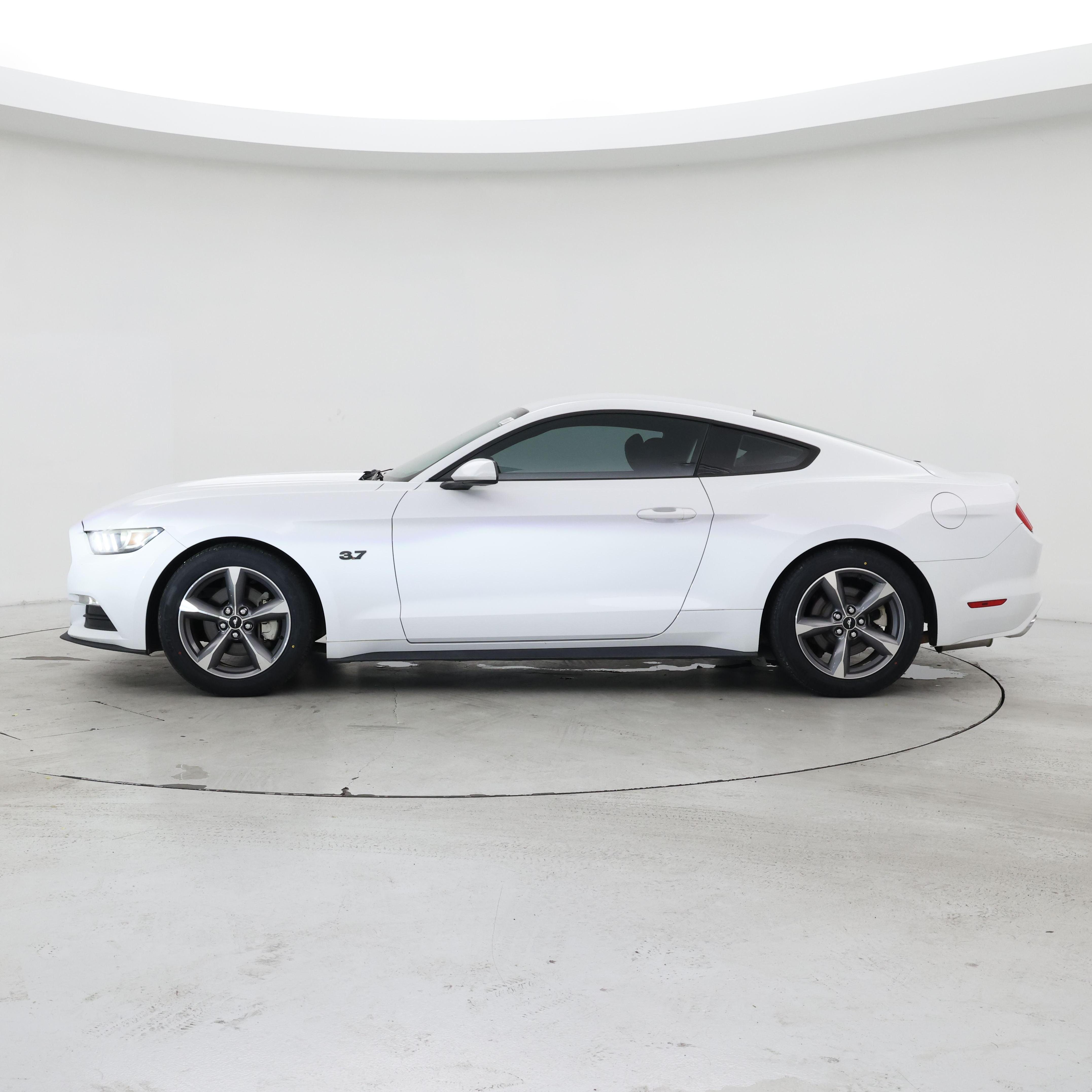 Thumbnail: 2016 Ford Mustang - 3