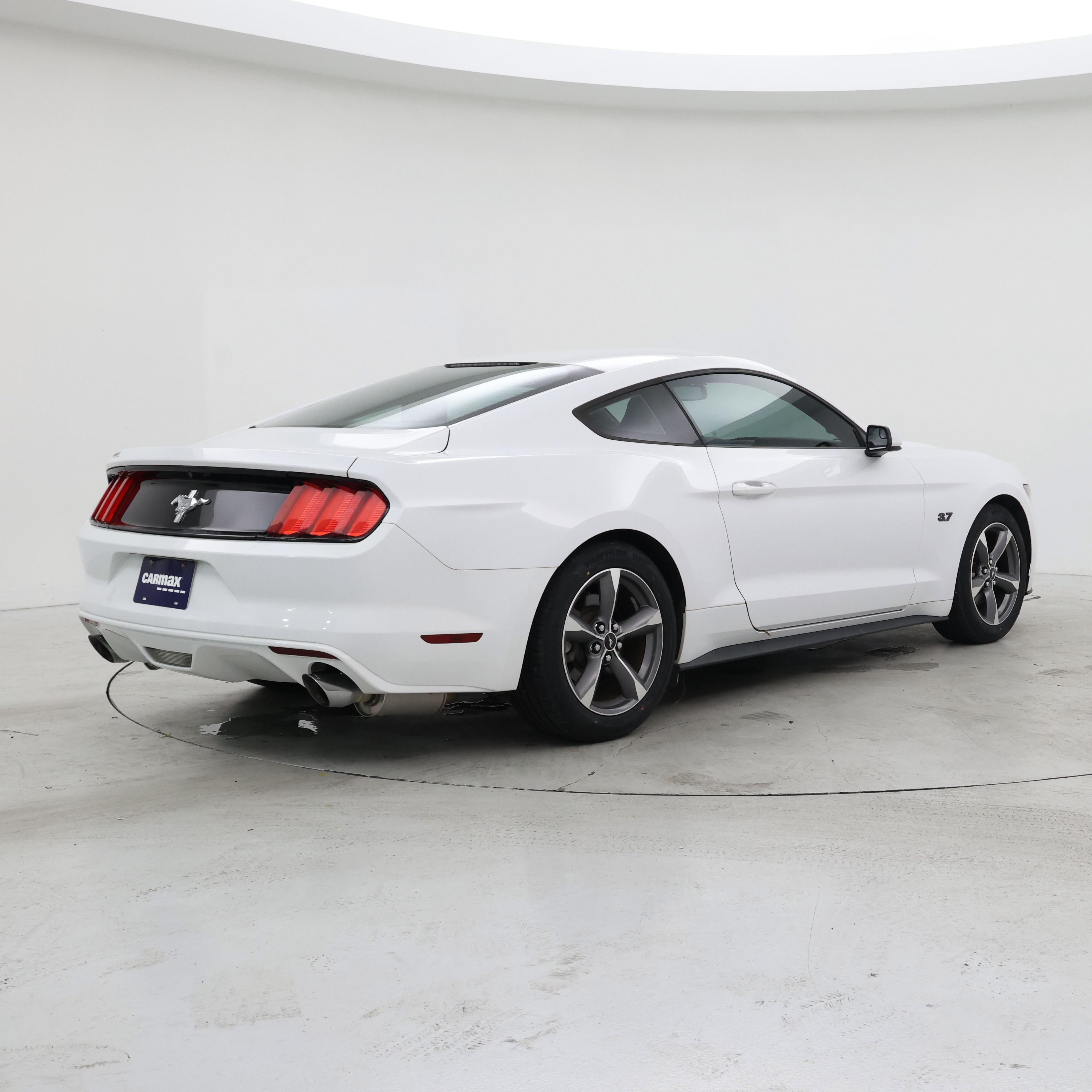 Thumbnail: 2016 Ford Mustang - 8