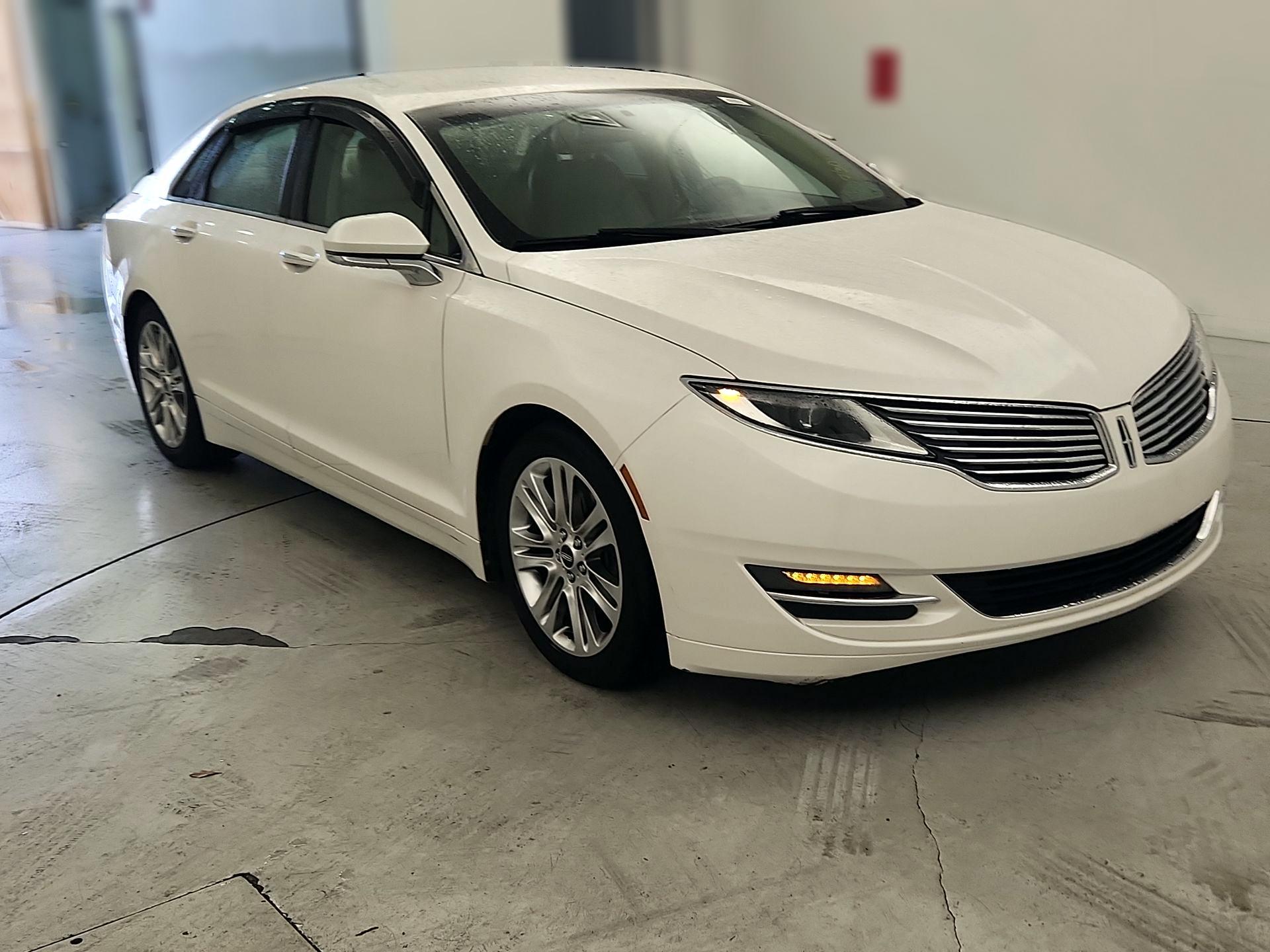Thumbnail: 2014 Lincoln MKZ - 1