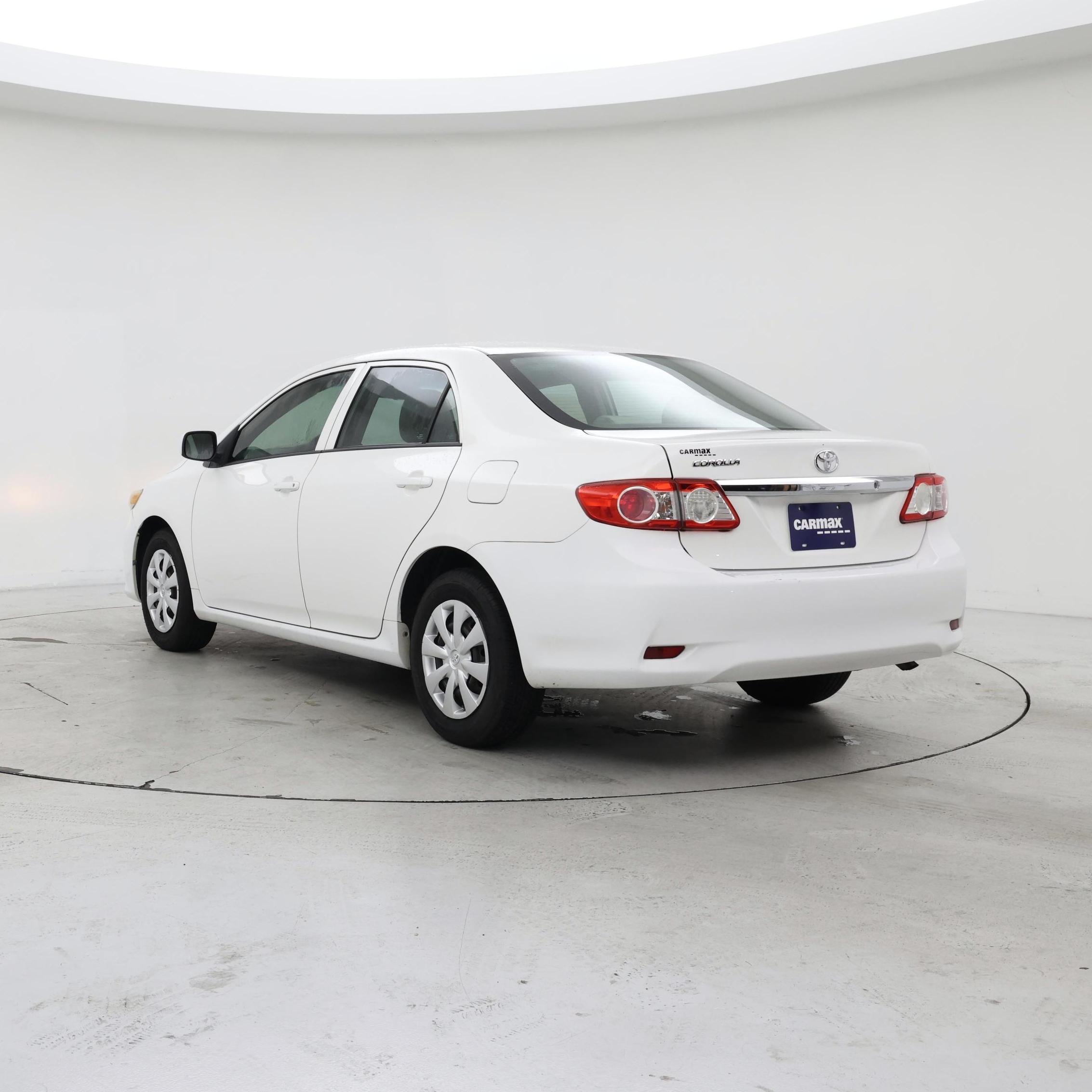 Thumbnail: 2013 Toyota Corolla - 2