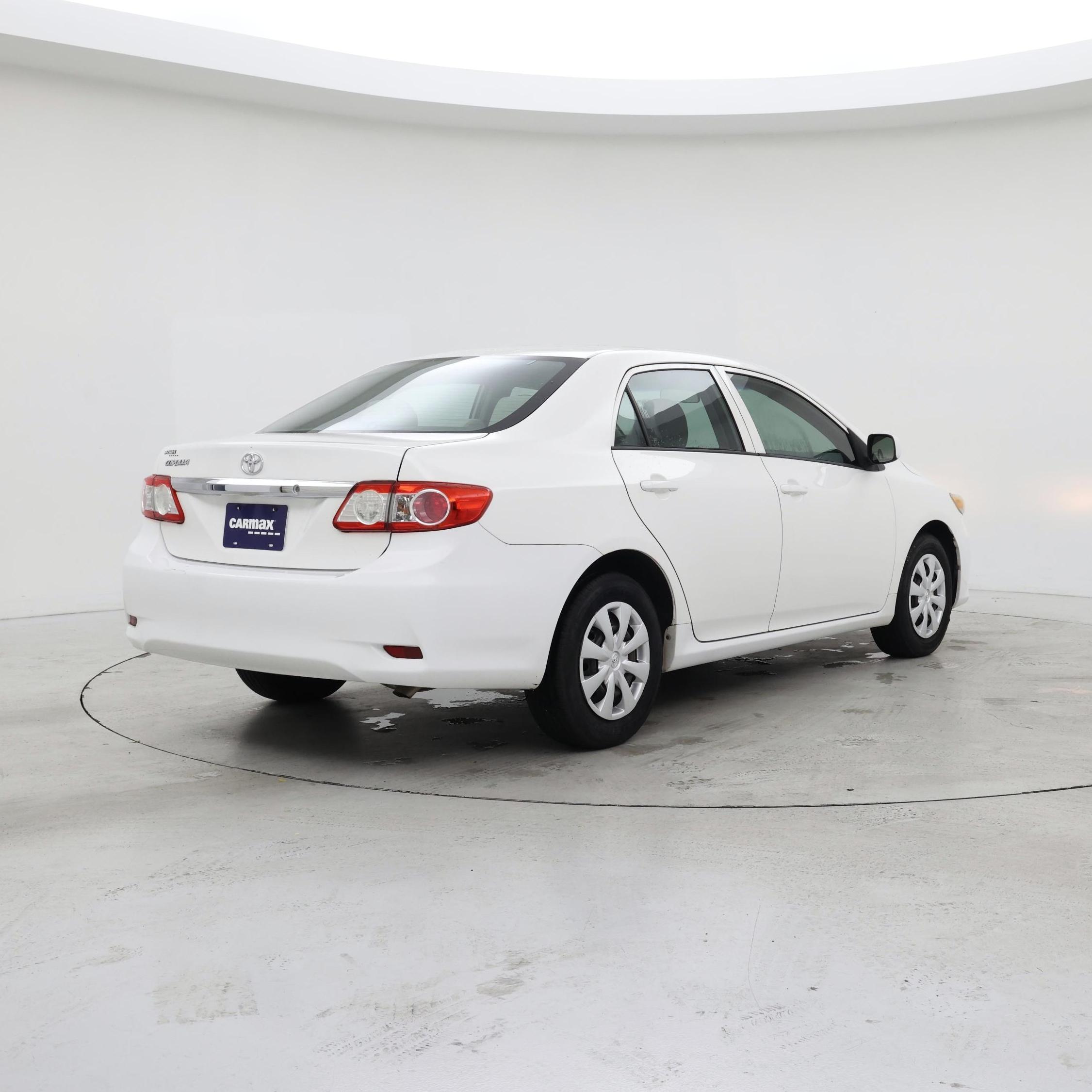 Thumbnail: 2013 Toyota Corolla - 8