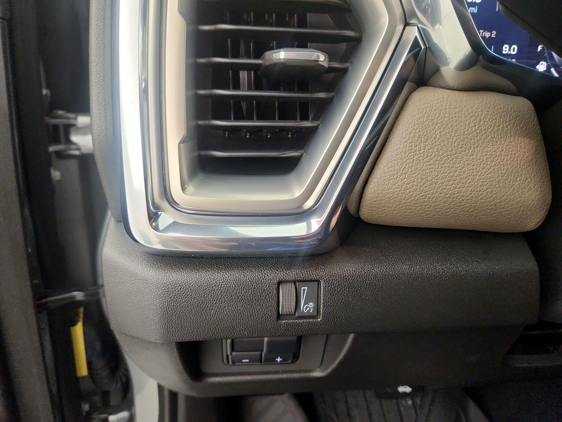 Thumbnail: 2023 GMC Canyon - 13