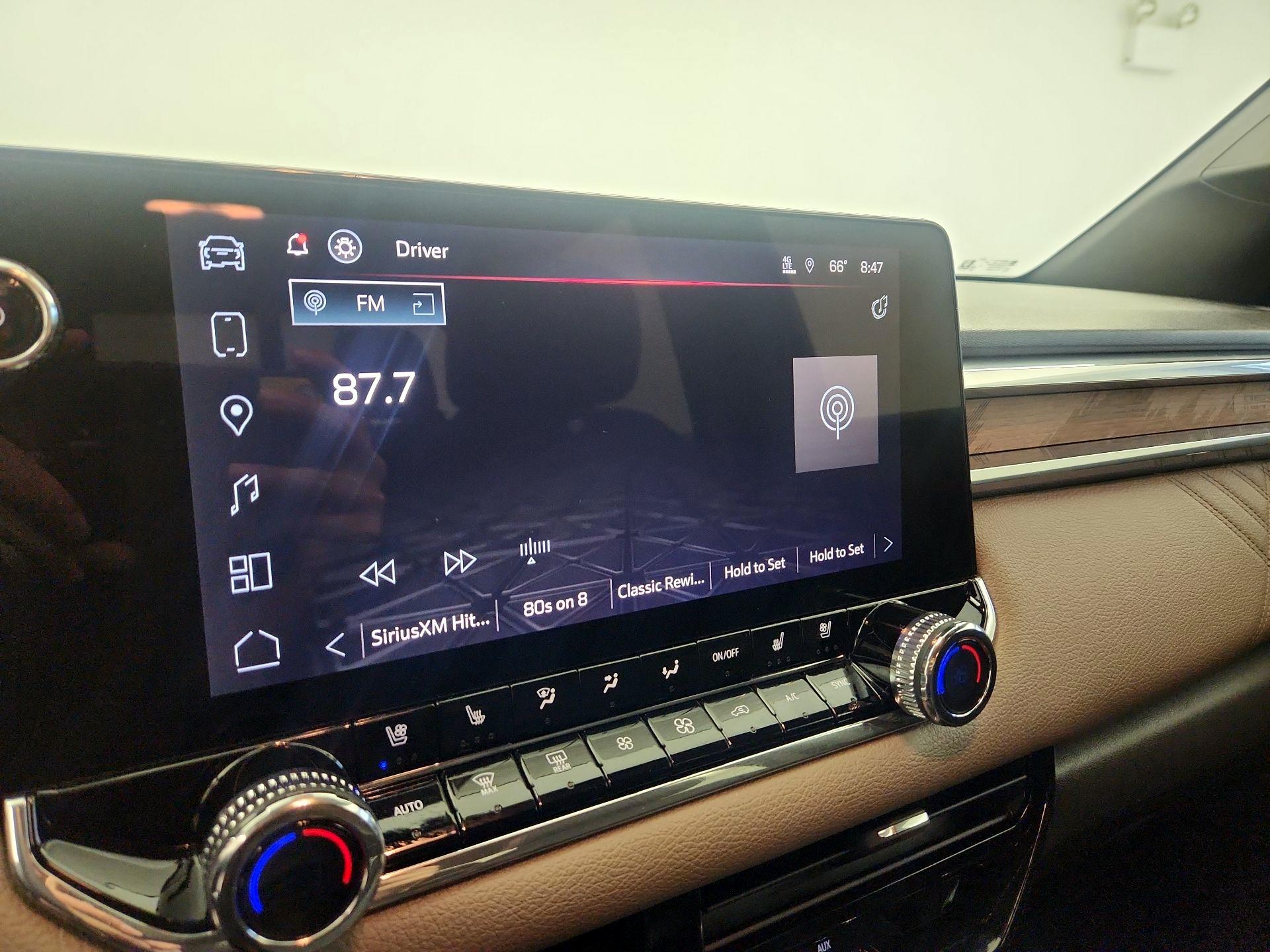 Thumbnail: 2023 GMC Canyon - 16