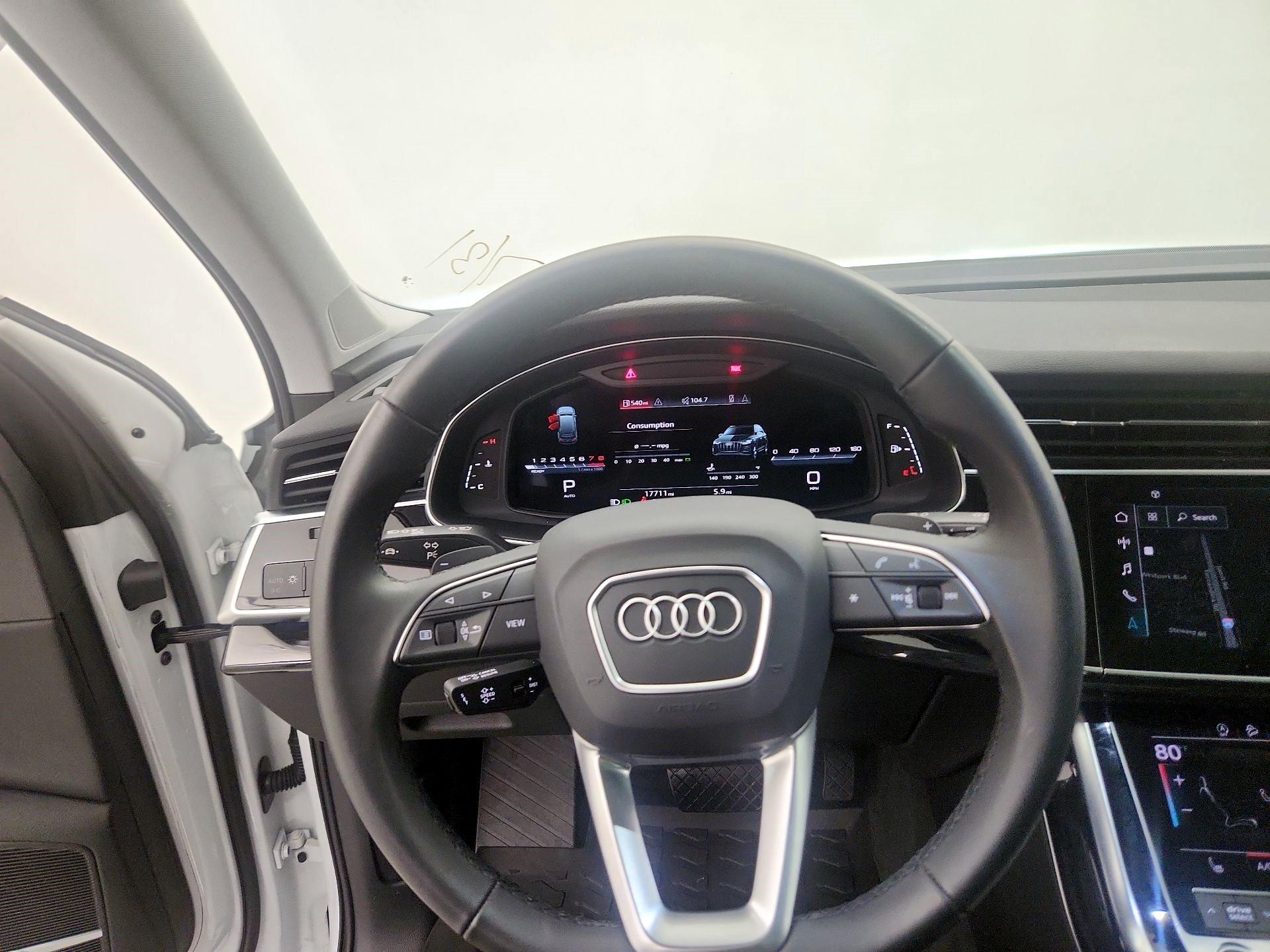Thumbnail: 2022 Audi Q7 - 10