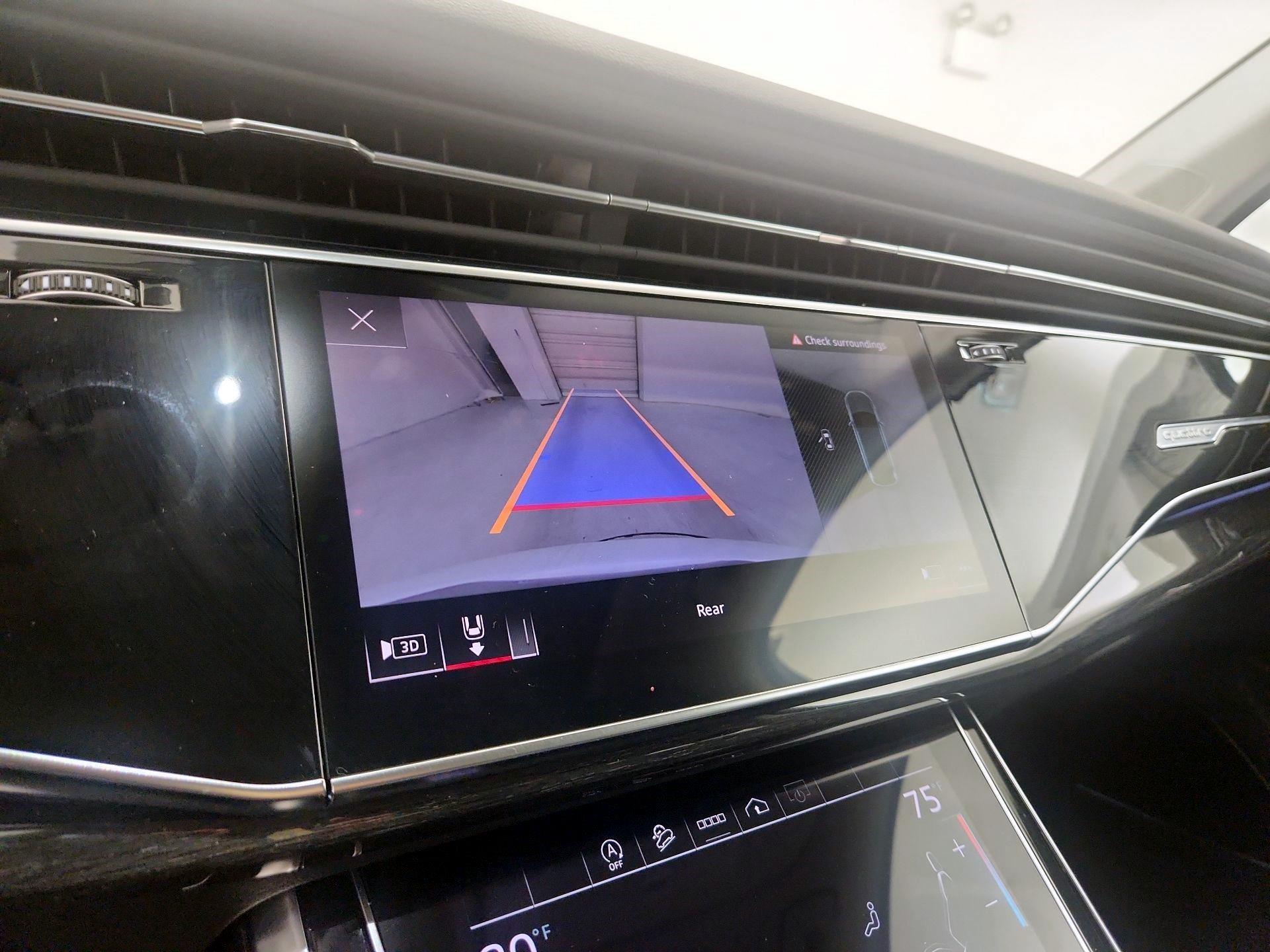 Thumbnail: 2022 Audi Q7 - 15