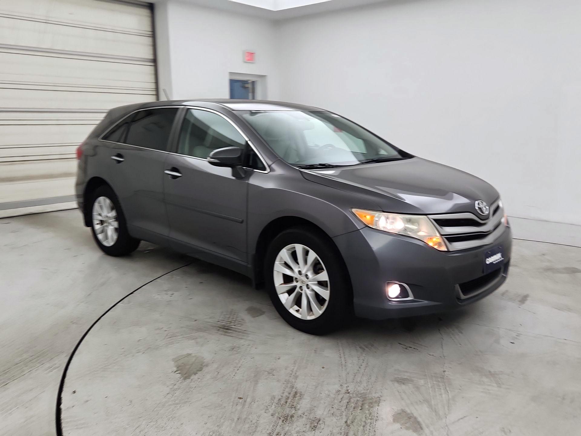 Thumbnail: 2014 Toyota Venza - 1