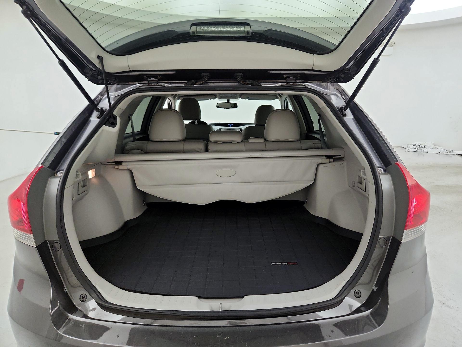 Thumbnail: 2014 Toyota Venza - 17