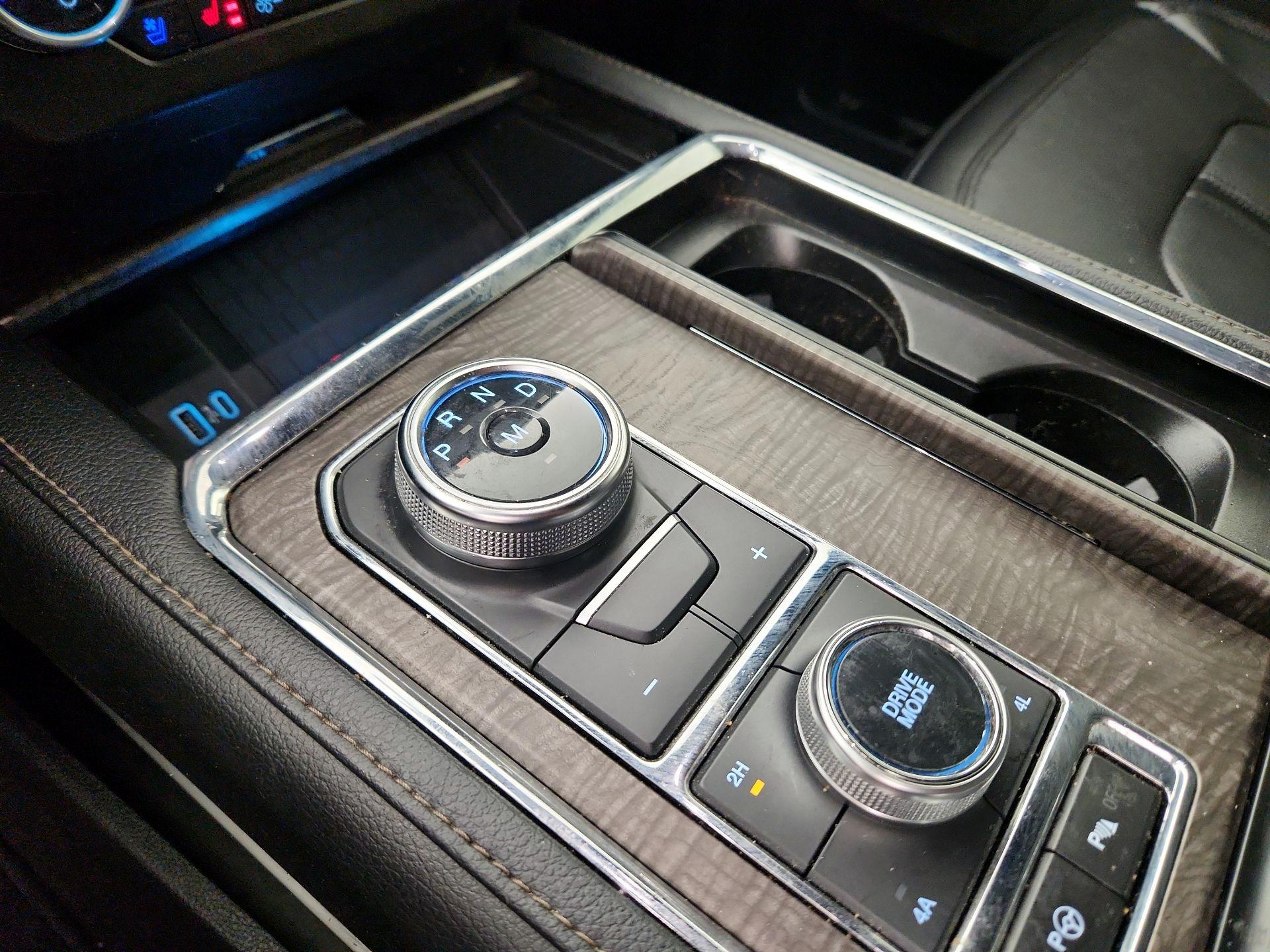 Thumbnail: 2021 Ford Expedition - 18