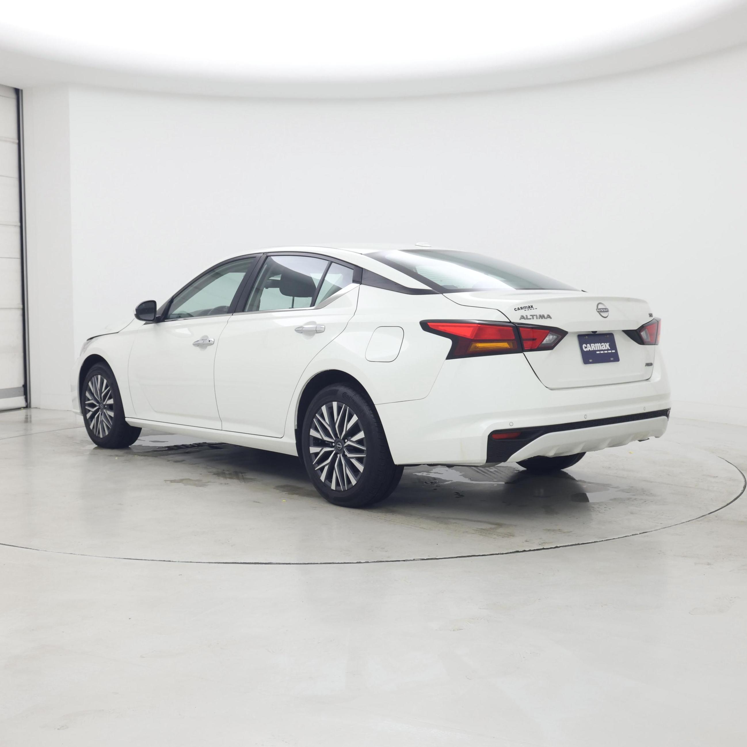 Thumbnail: 2023 Nissan Altima - 2