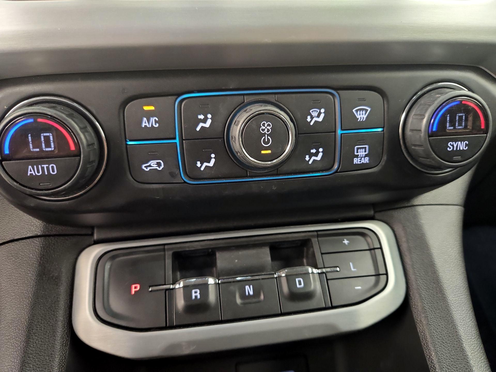 Thumbnail: 2021 GMC Acadia - 16