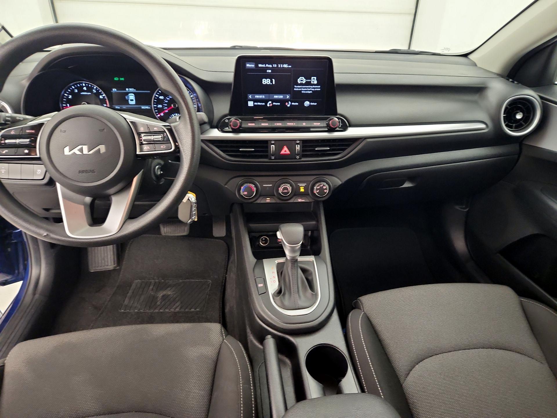 Thumbnail: 2023 Kia Forte - 9