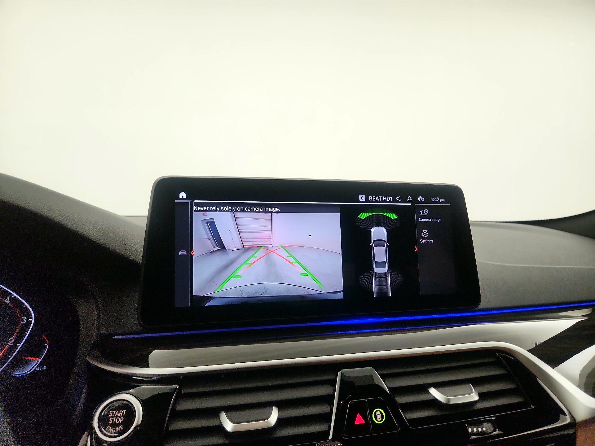 Thumbnail: 2022 BMW 5 Series - 15