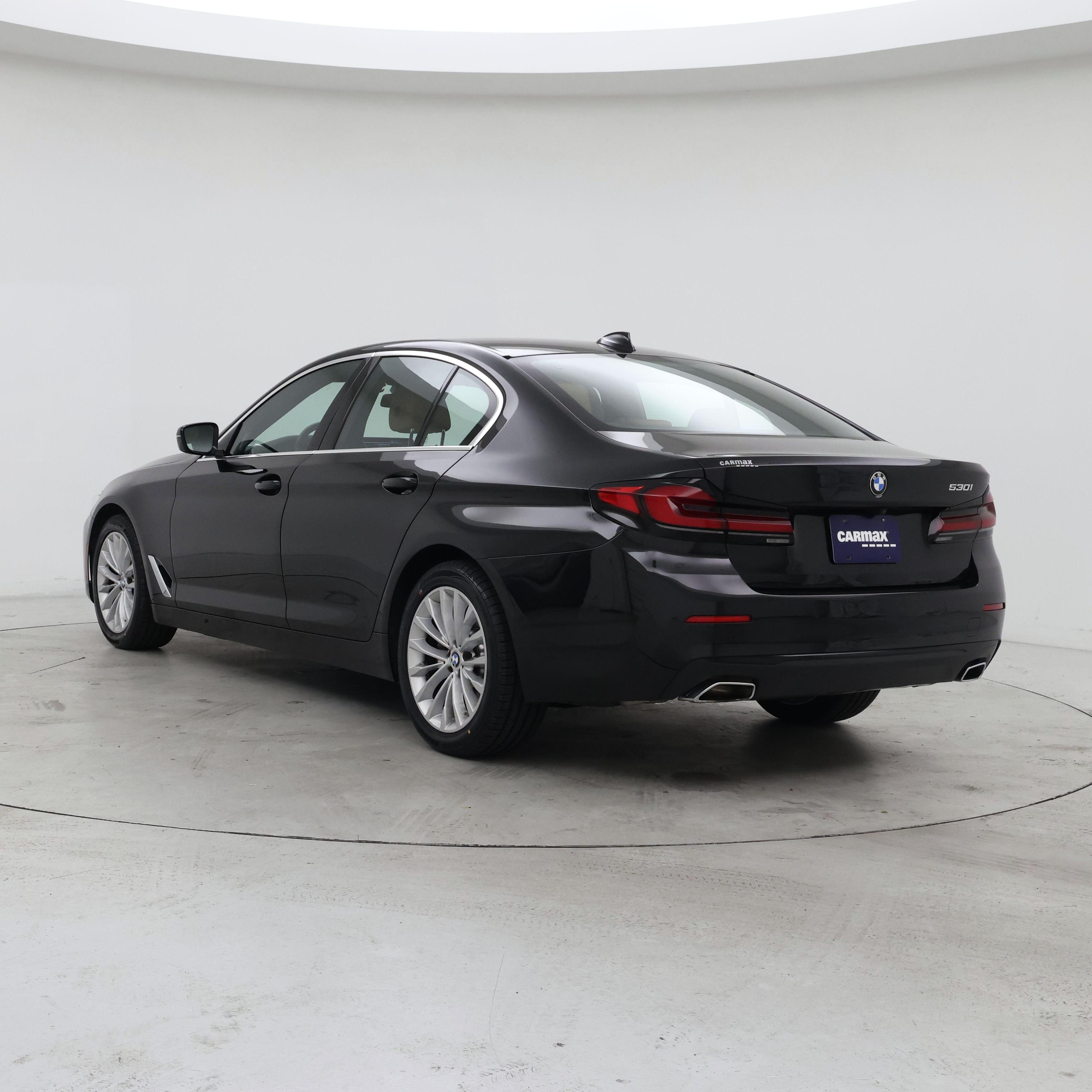 Thumbnail: 2022 BMW 5 Series - 2