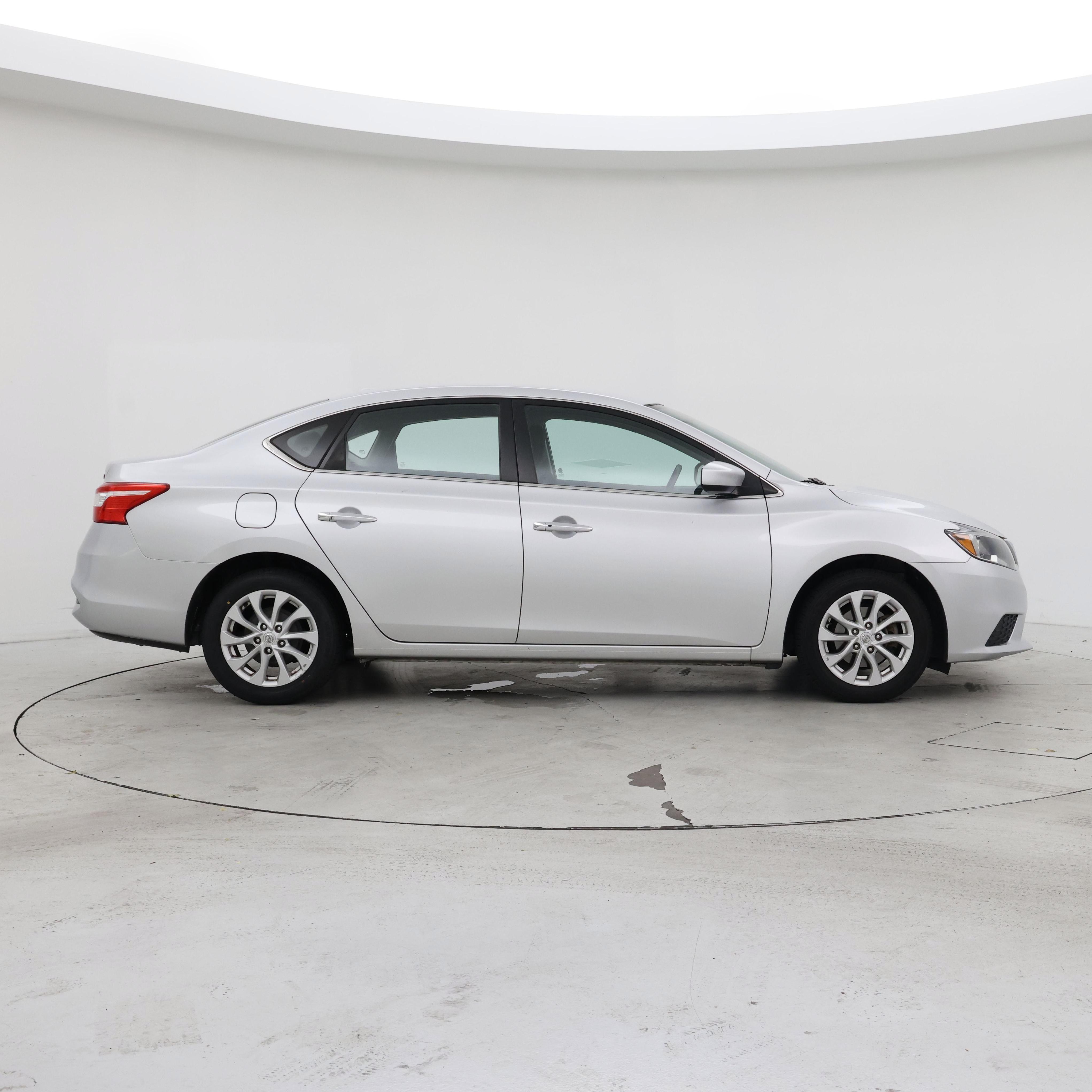 Thumbnail: 2018 Nissan Sentra - 7
