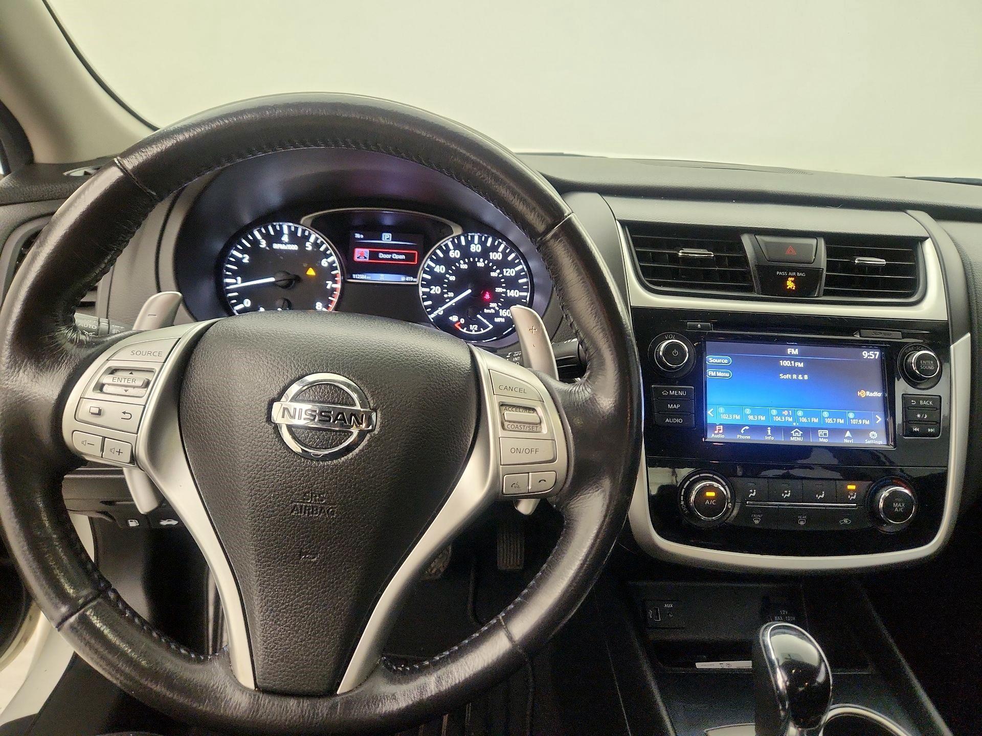 Thumbnail: 2018 Nissan Altima - 9