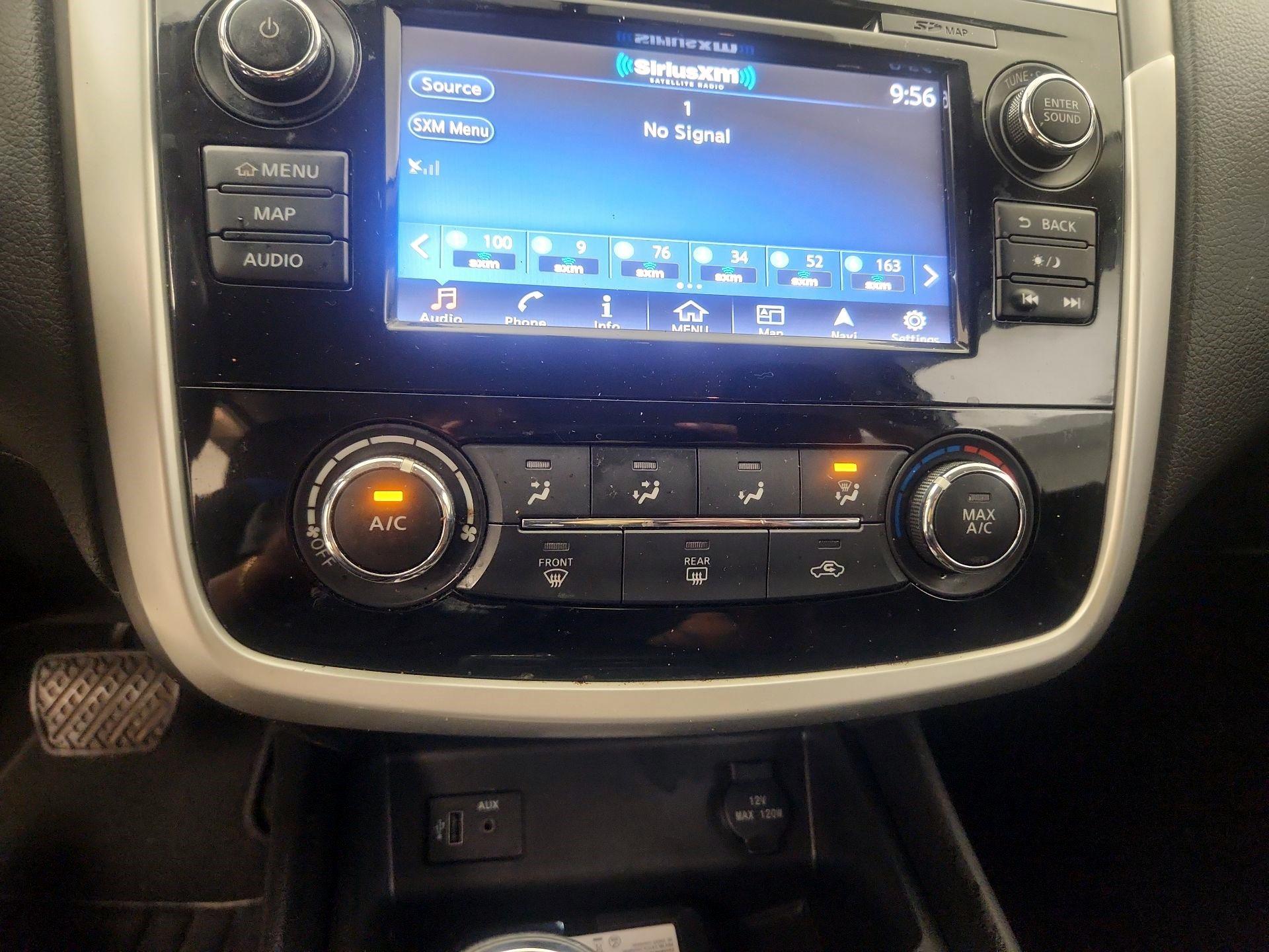 Thumbnail: 2018 Nissan Altima - 16