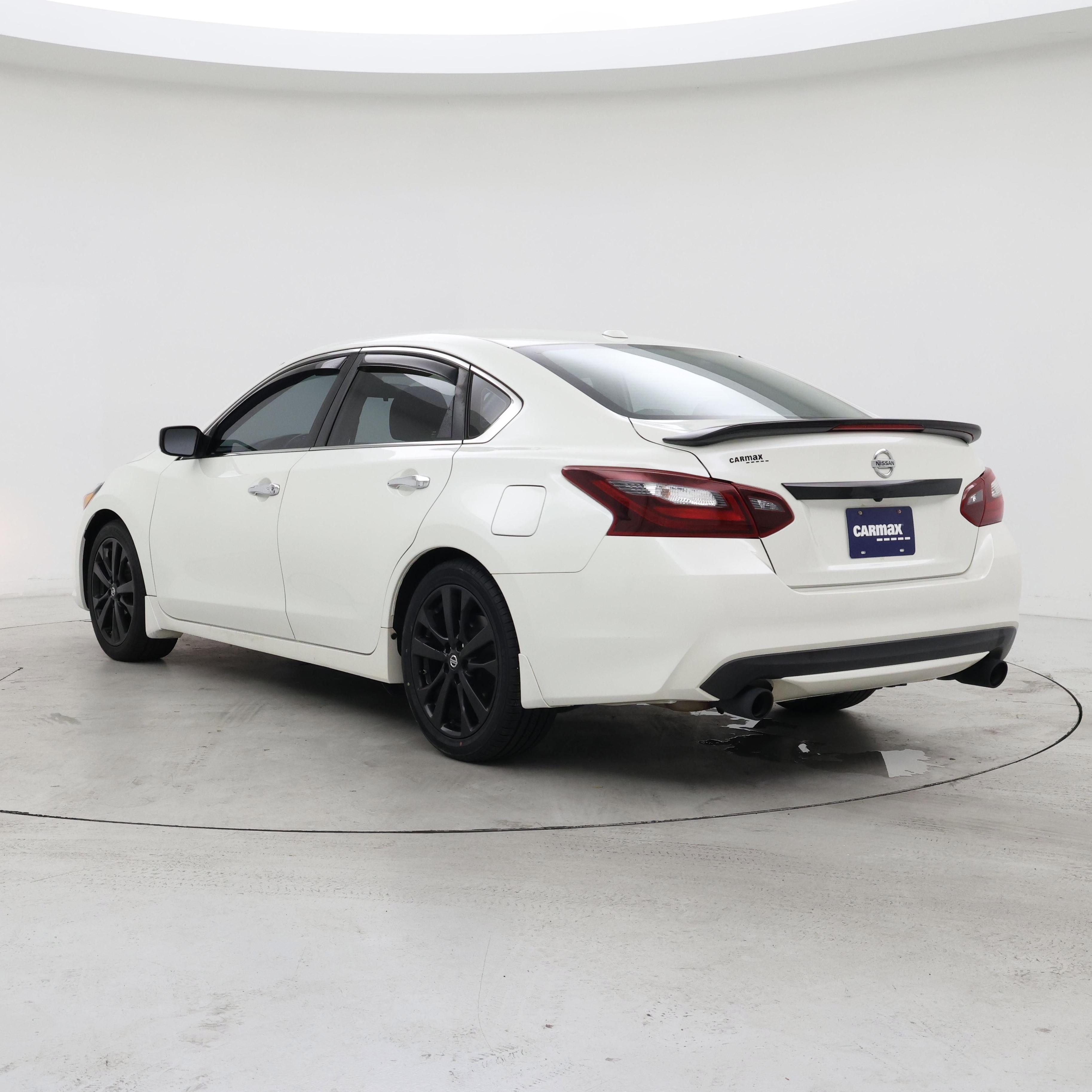 Thumbnail: 2018 Nissan Altima - 2