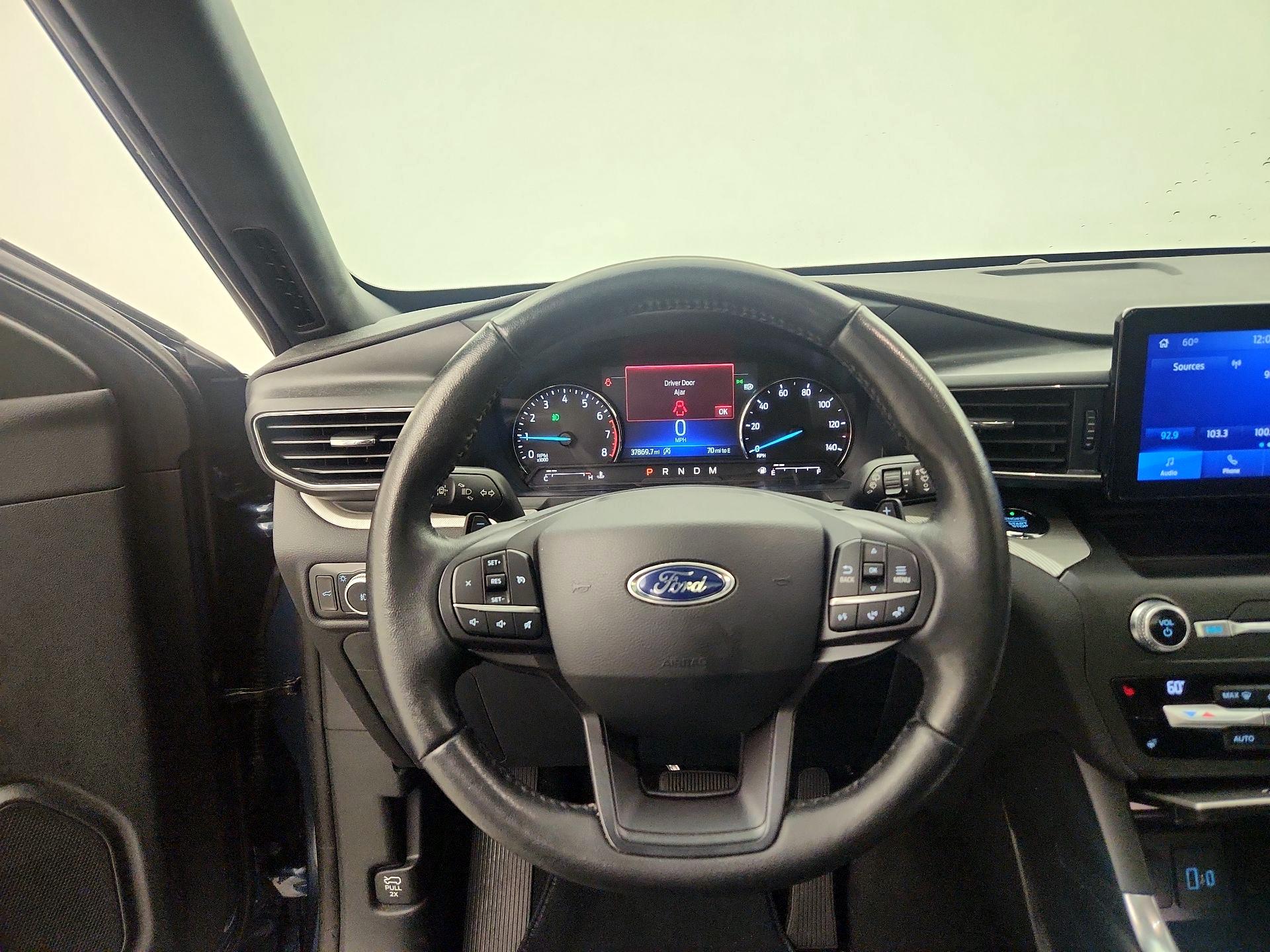 Thumbnail: 2020 Ford Explorer - 10