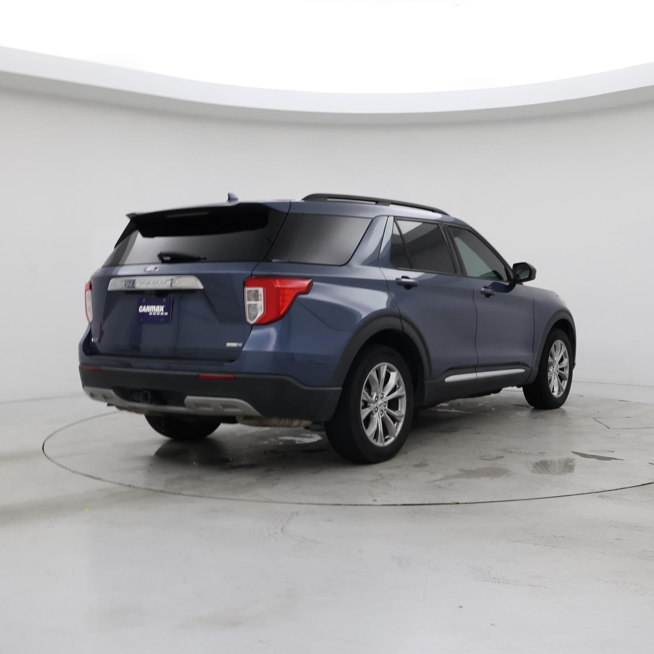 Thumbnail: 2020 Ford Explorer - 8