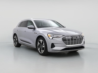 2022 Audi e-tron Premium Plus