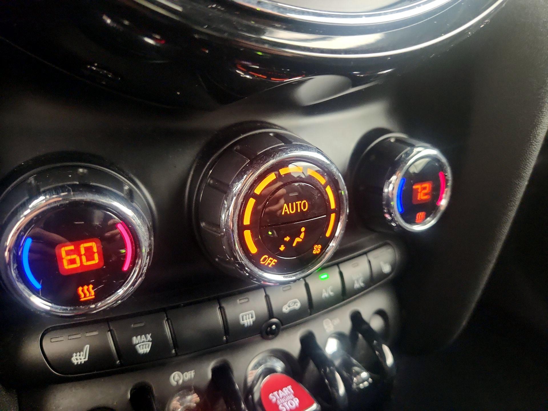 Thumbnail: 2017 MINI Cooper - 17