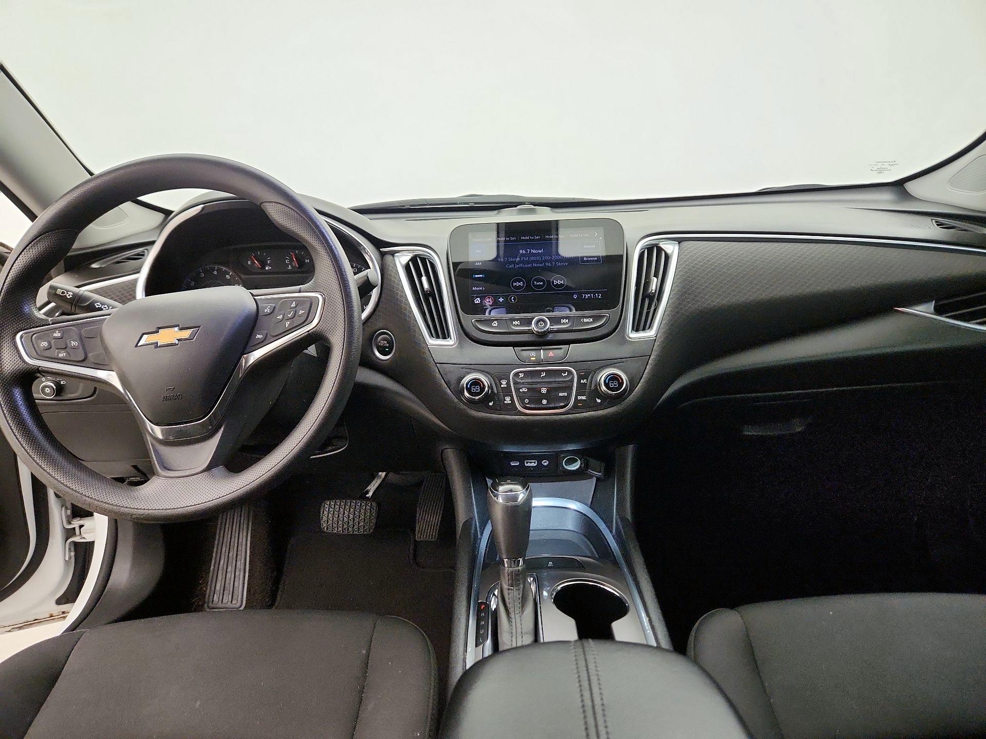 Thumbnail: 2020 Chevrolet Malibu - 9