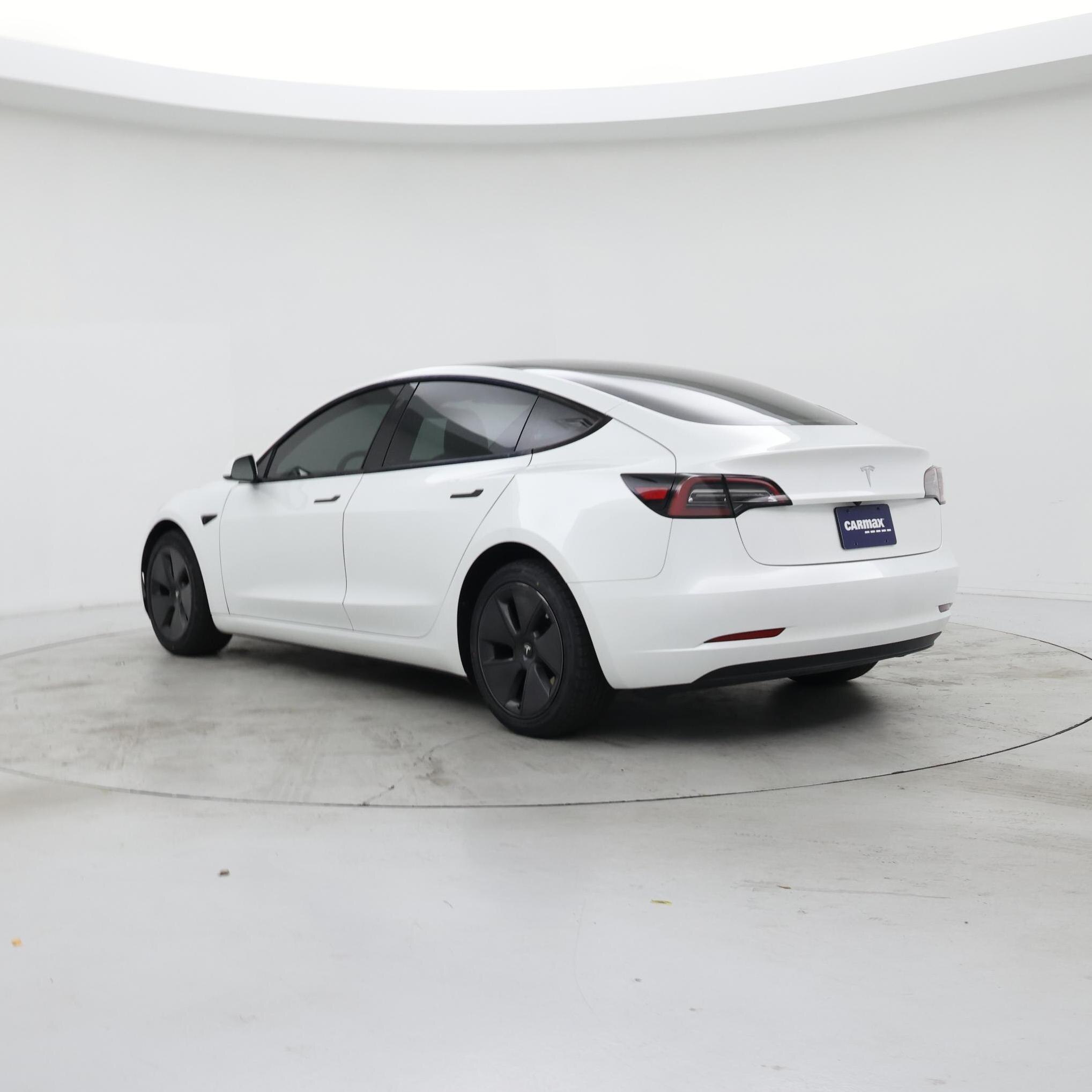 Thumbnail: 2023 Tesla Model 3 - 2